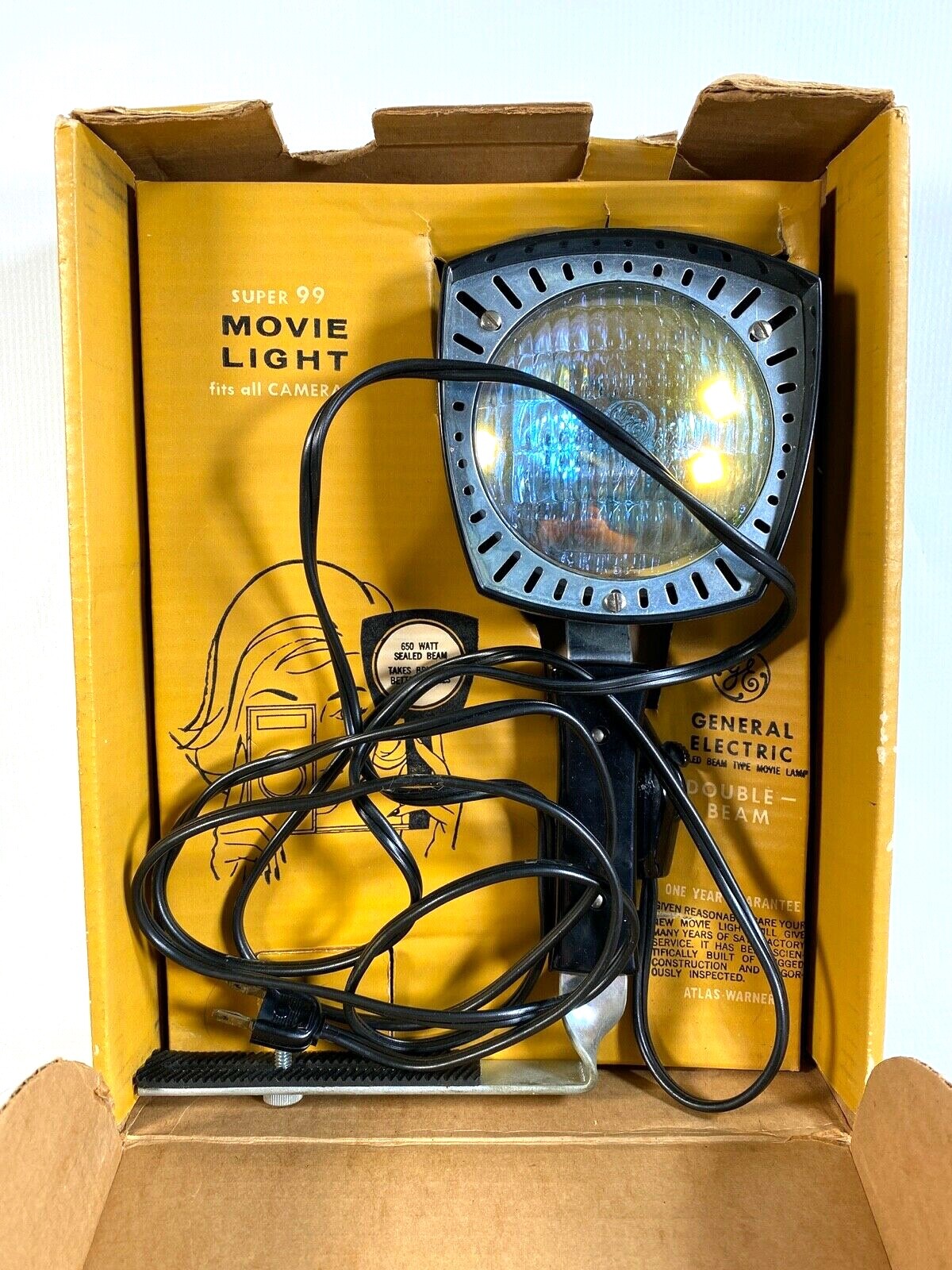 1960s GENERAL ELECTRIC SUPER 99 MOVIE LIGHT fits all cameras DOUBLE BEAM – 650w!