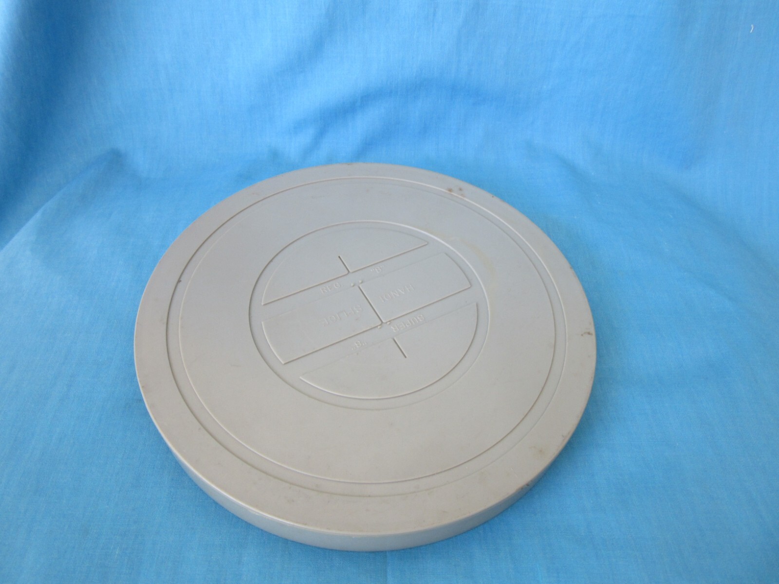 Super 8mm 400ft (7in) Movie Film Reel and Can with Amateur Movies