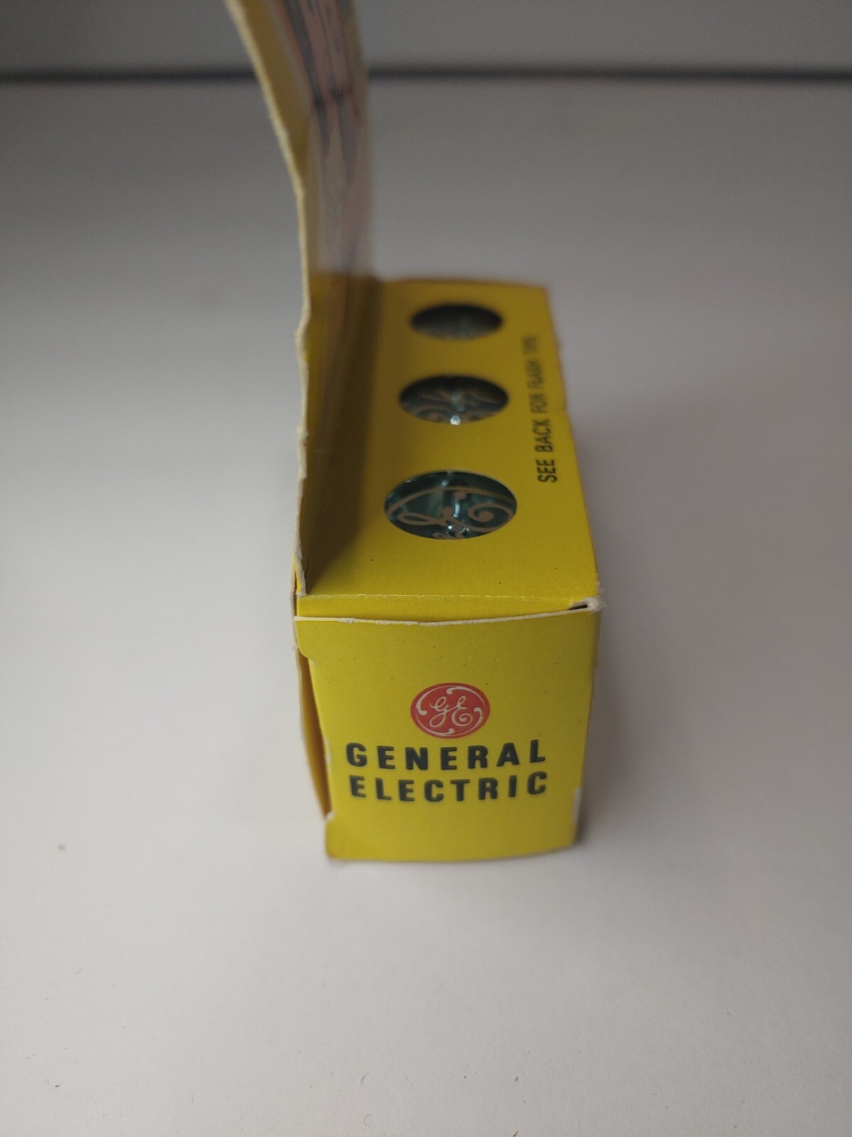 Vintage GE Flash Cubes 3 Pack General Electric NEW OLD STOCK Made In USA