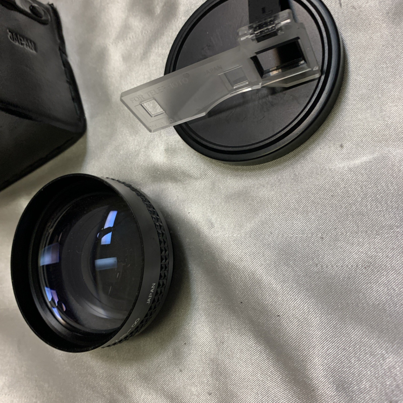 Star-D Aux Telephoto Lens L35AF +Lens Caps/ Leather Case And Viewfinder Add-On