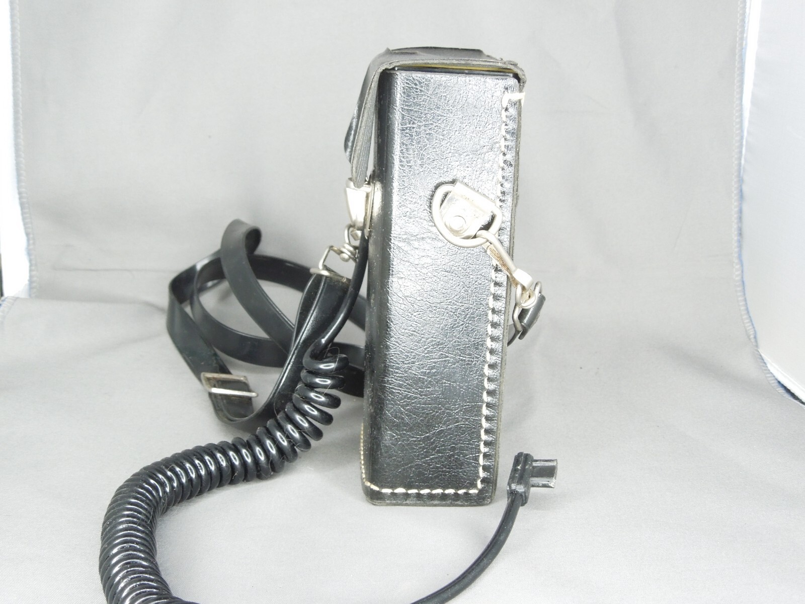 Vintage German Ultrablitz Bauer E200 Autoblitz Flash w/ Cord & Manual +Carrycase