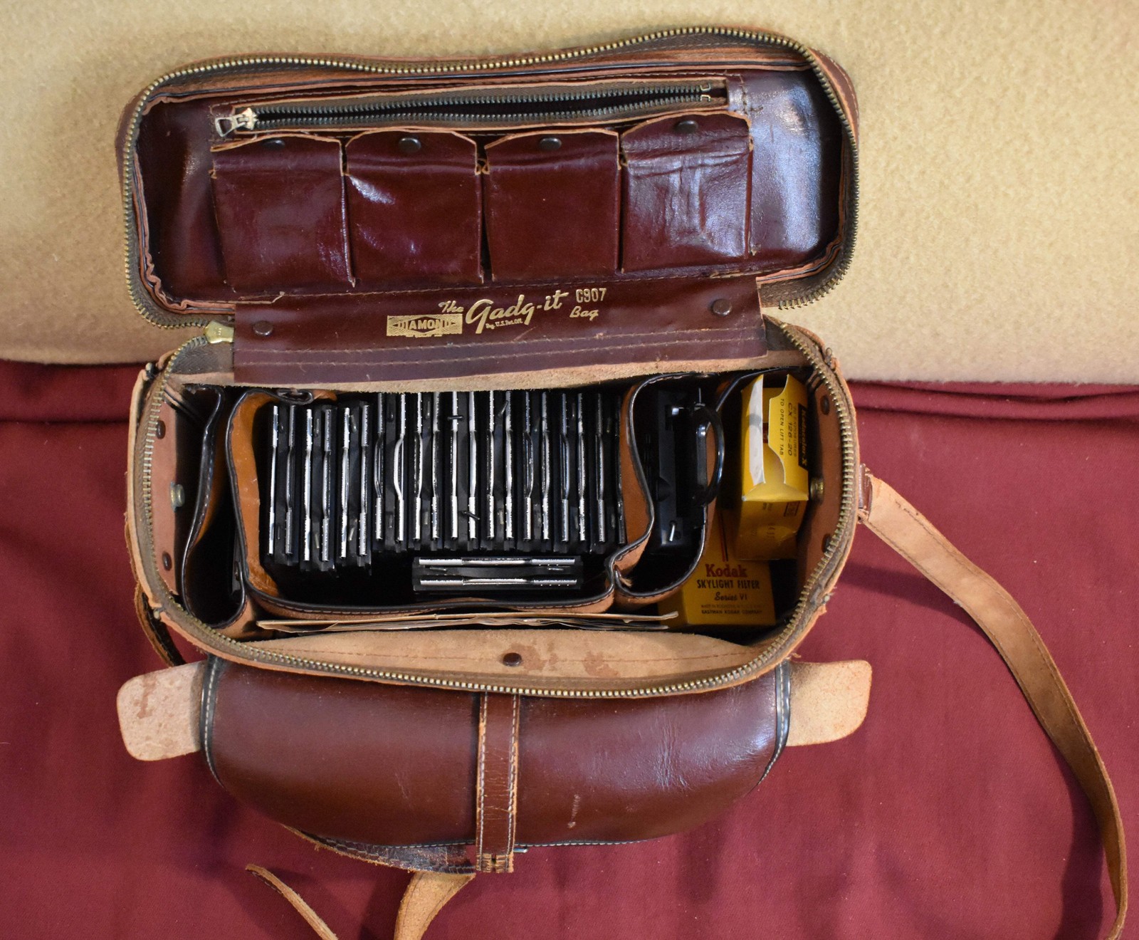 Diamond Gadg-It Bag C907 w/ Kodak Film + Filters, Grafmatic Film Holder + More