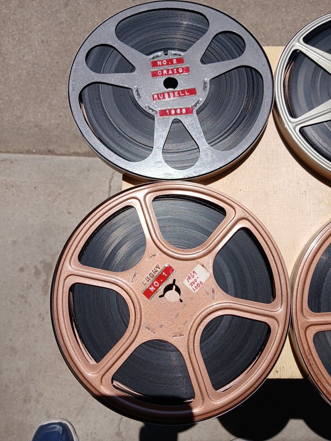 LOT OF 6 Super8 8MM HOME MOVIES 7″ CANISTERS ALL FULL With CARRYING CASE WOW!