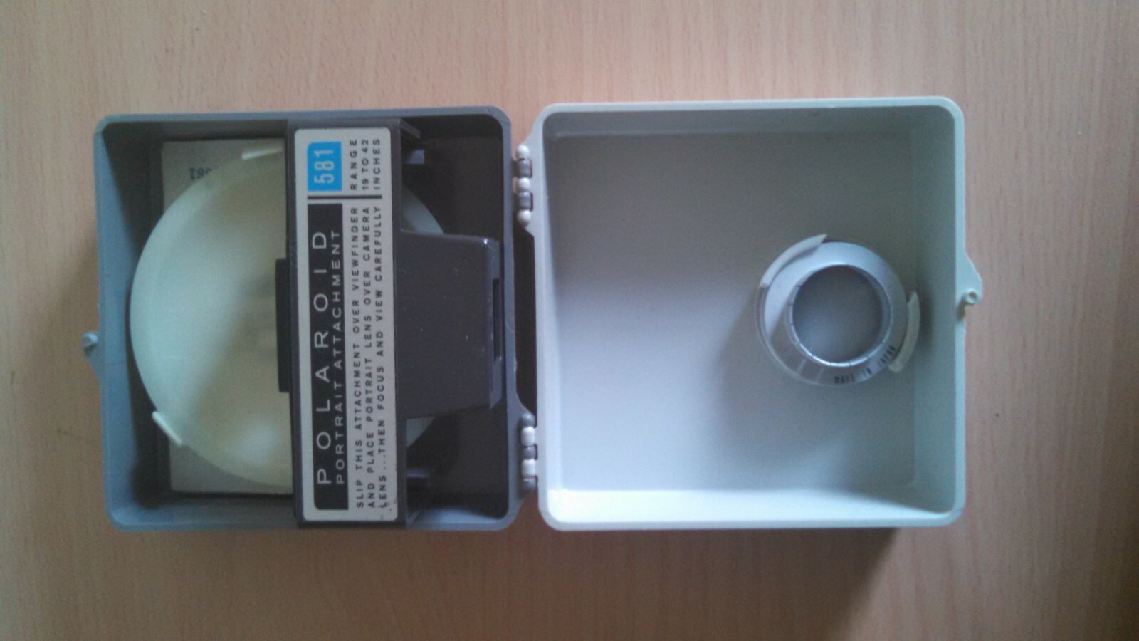 Polaroid Portrait Kit 581
