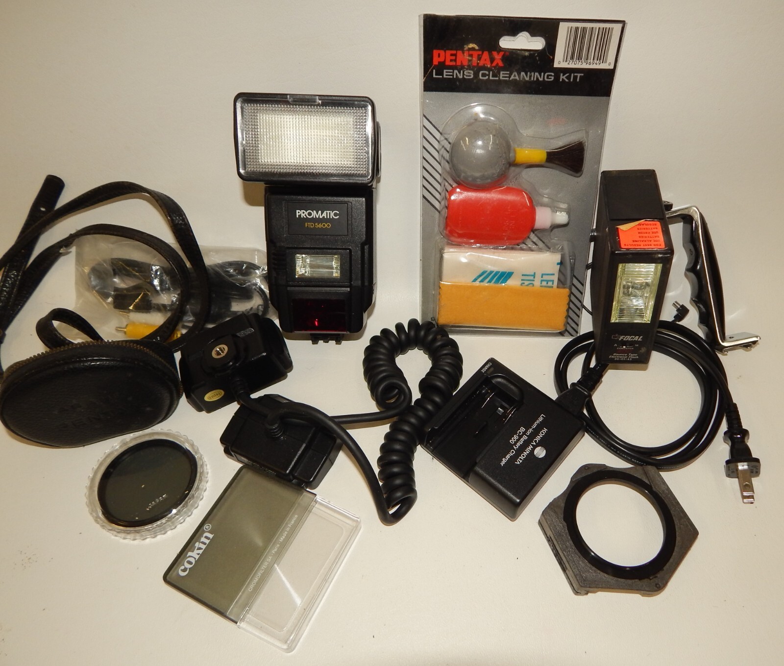 Estate Lot Vintage Minolta & Others Camera Parts Accessories
