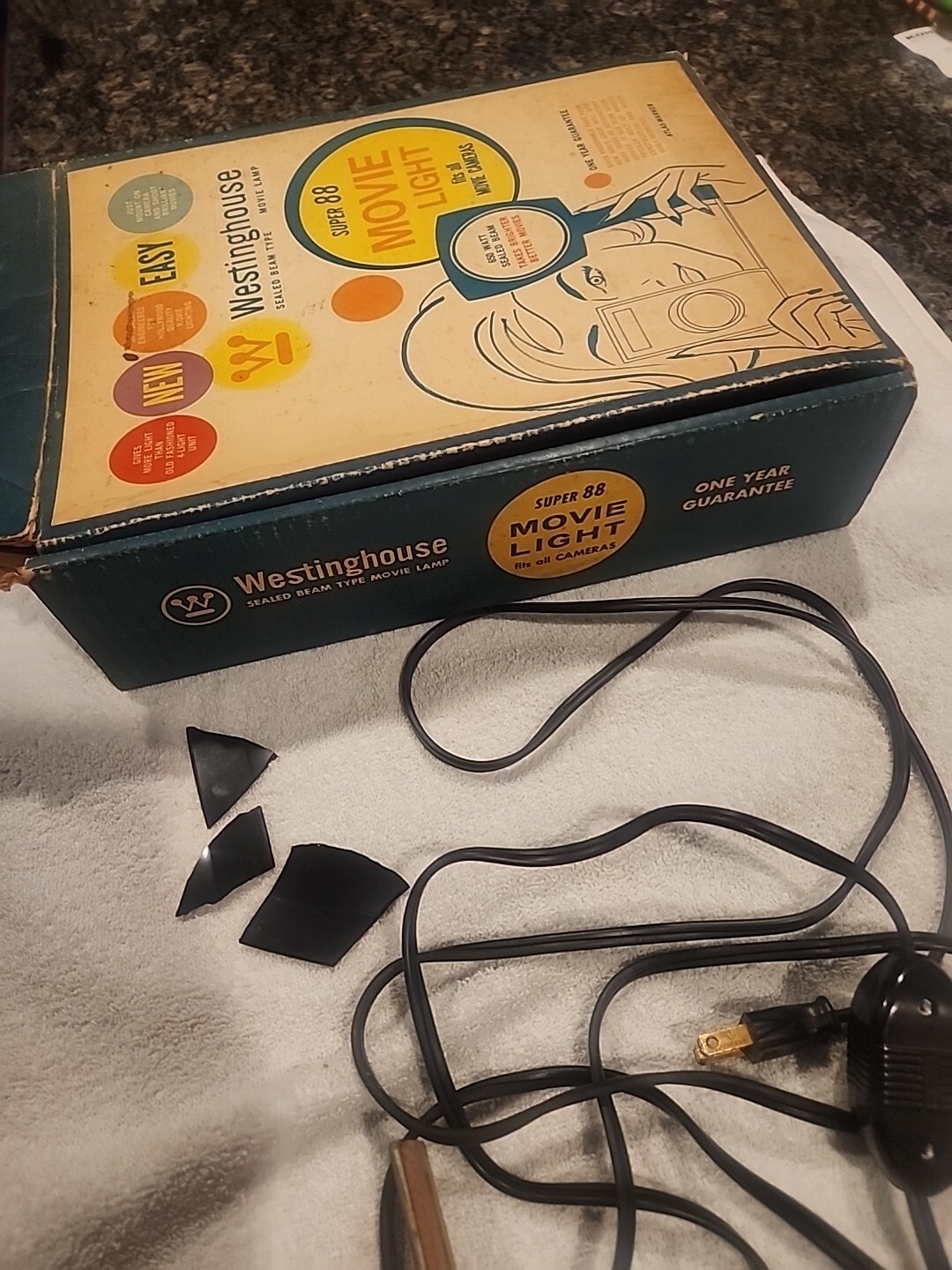 Vintage Super 88 650 Watt Sealed Beam Movie Light w/Original Box by Westinghouse