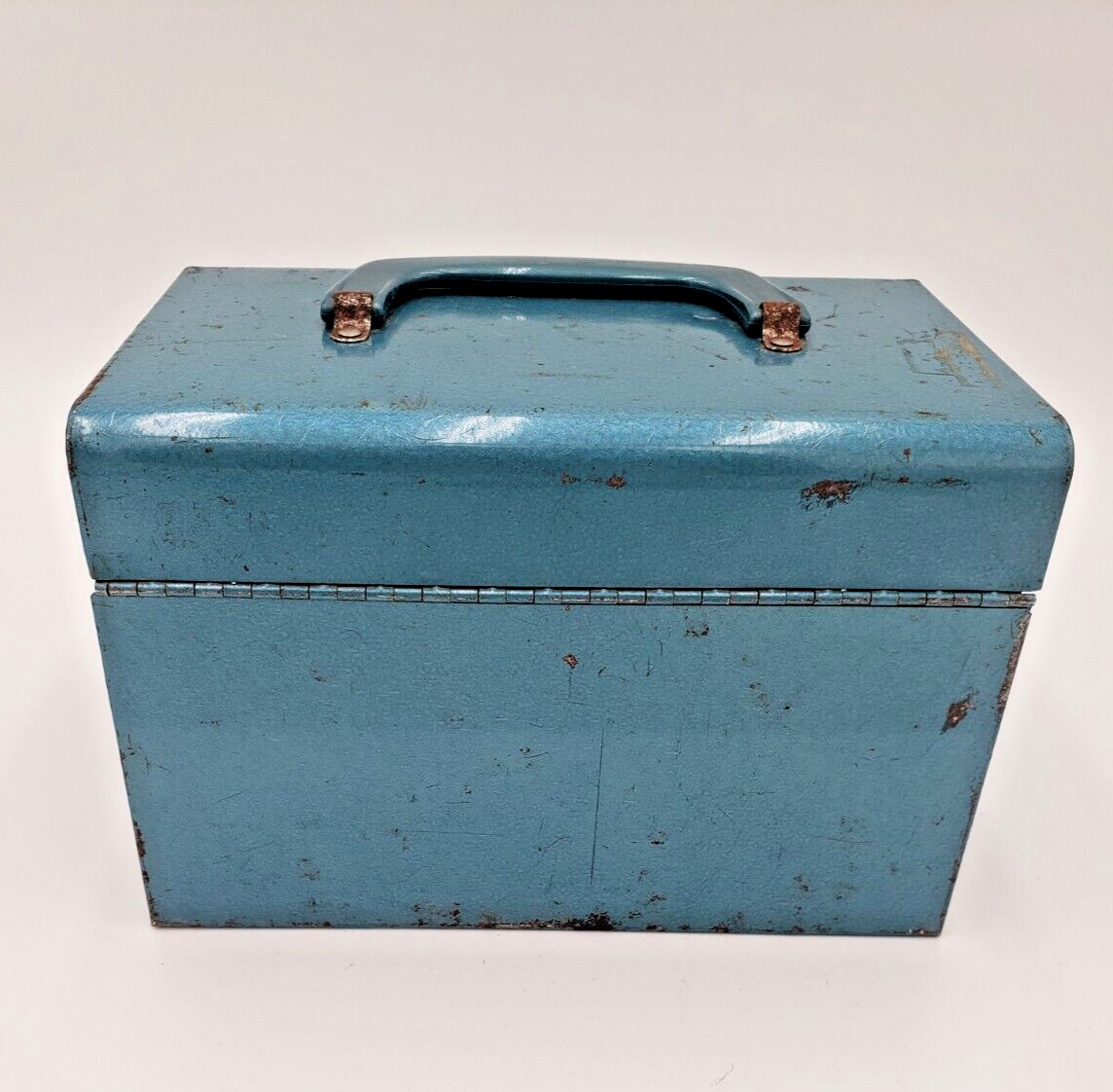 Logan De Luxe 5 Inch Movie 12 Reel Chest Metal Storage Box Carry Tote