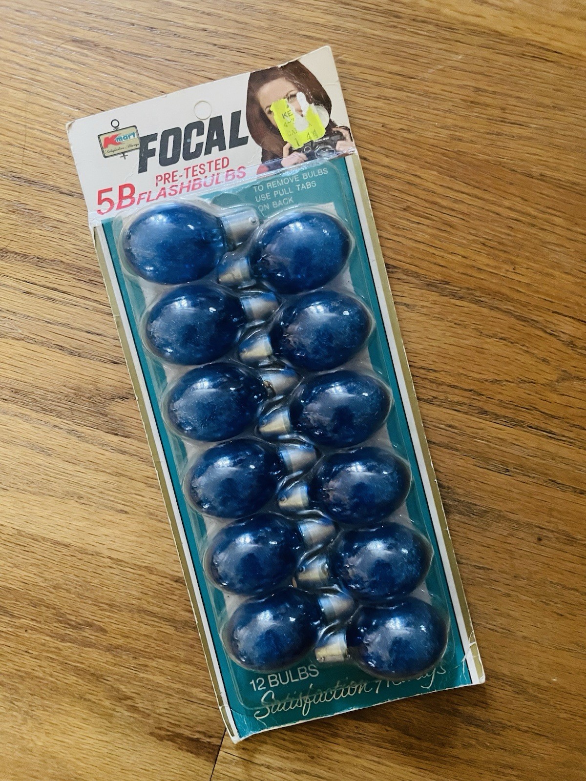 Vintage Flashbulbs 12 Bulbs New Old Stock Kmart 5B