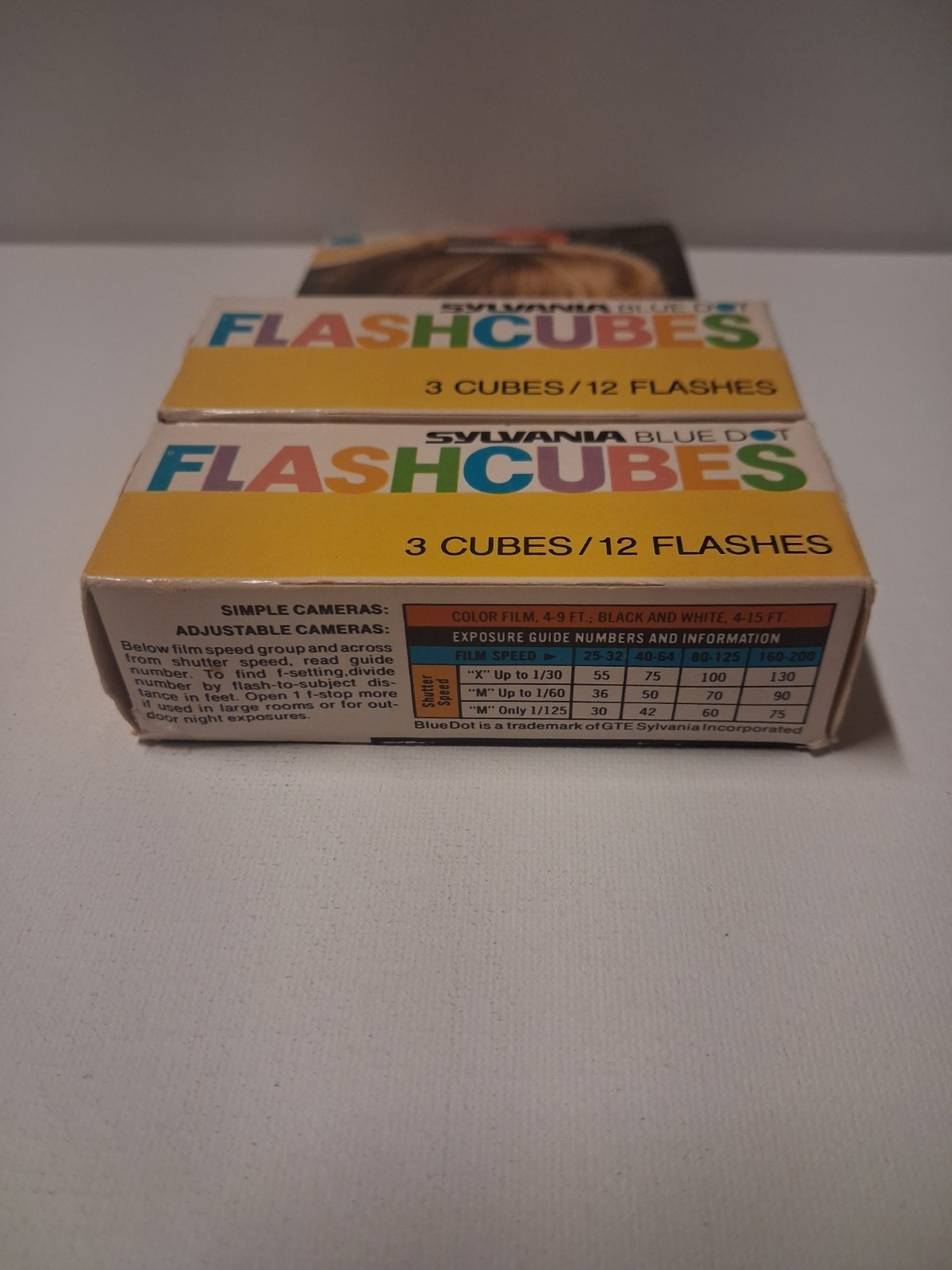 Vintage lot of two 3 Pack ( 12 Flash ) Sylvania Blue Dot Camera Flashcubes