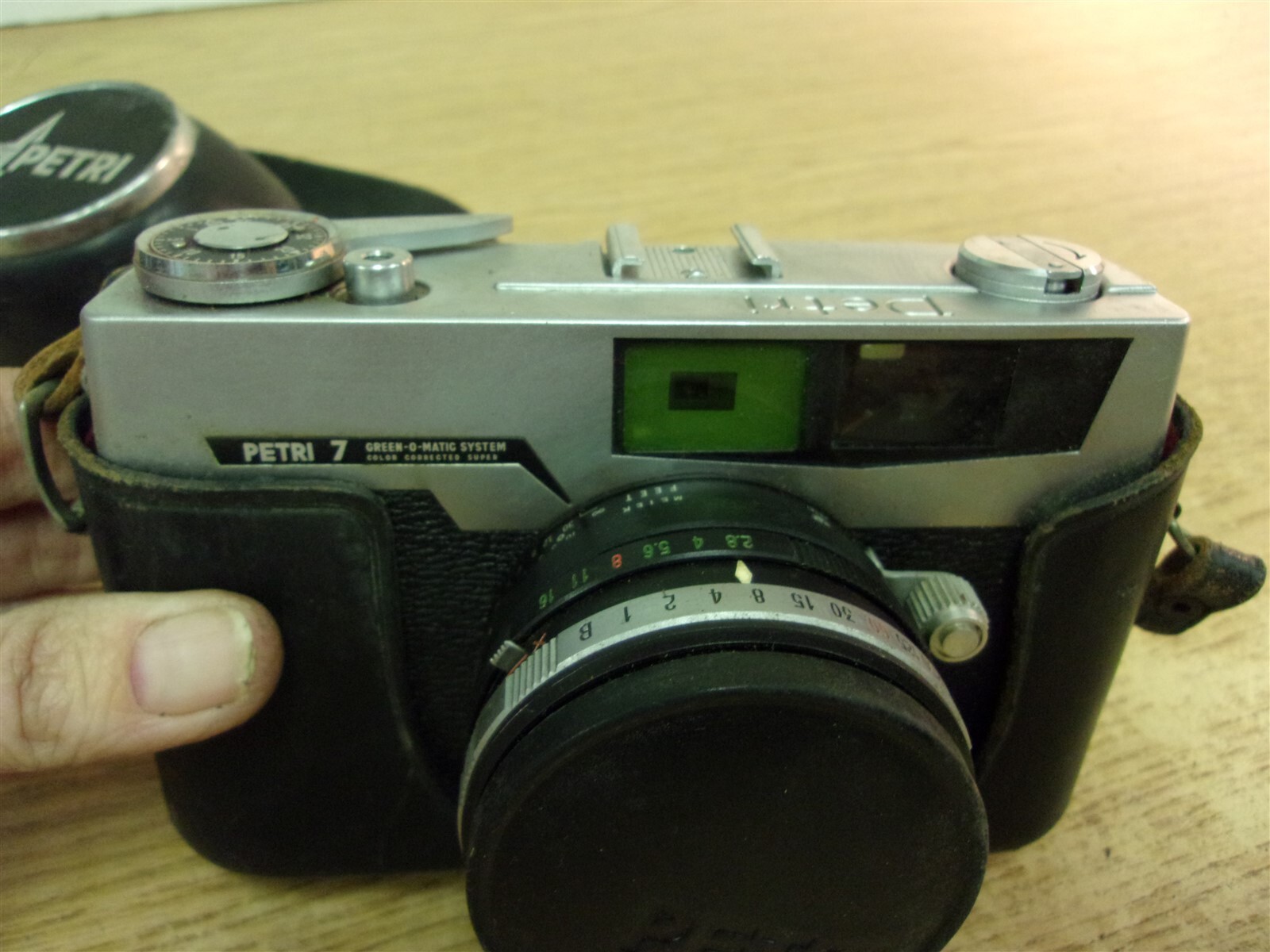 Petri 7 1:2.8 F-4.5CM 317224 w/ Case *FREE SHIPPING*
