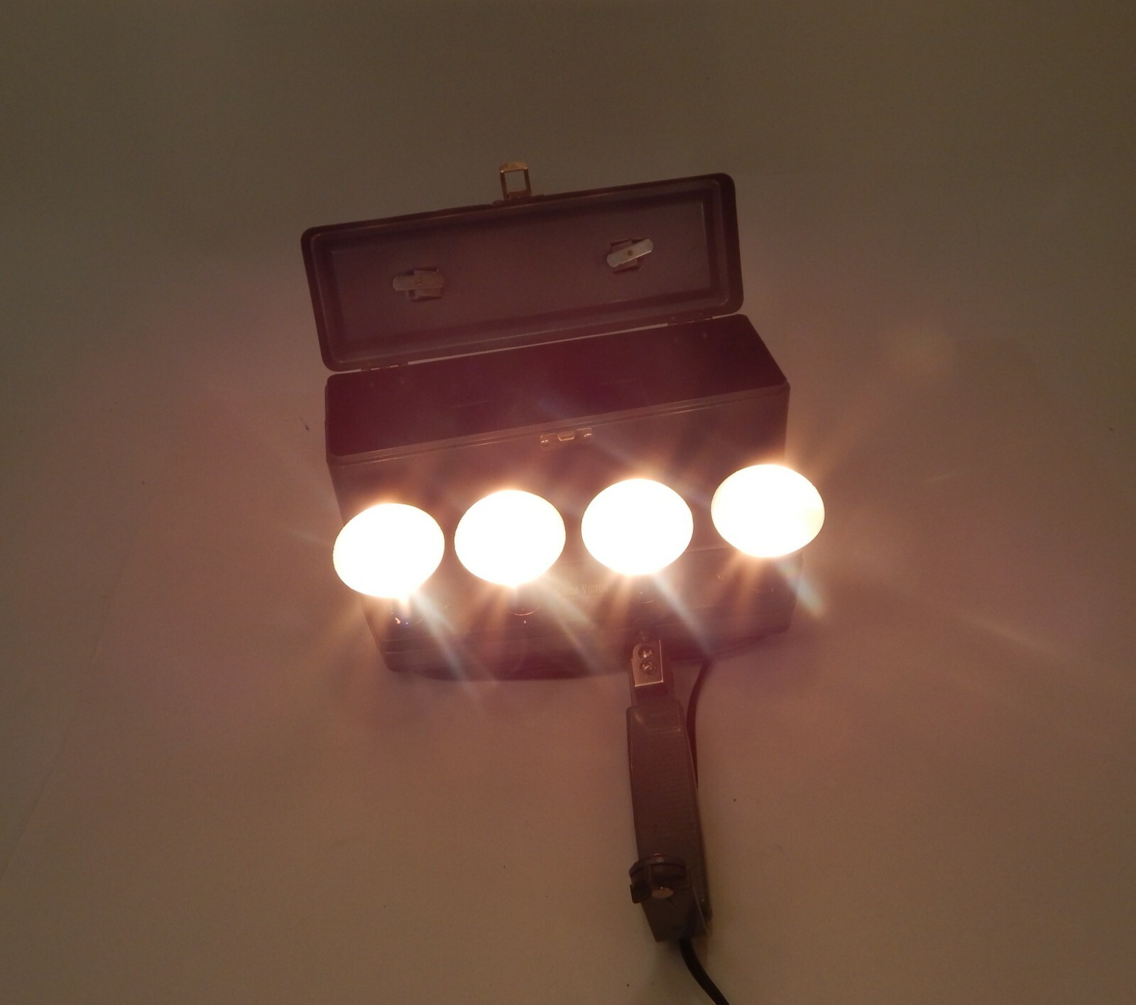 Vintage Smith-Victor Light Bar GL101A Made in USA