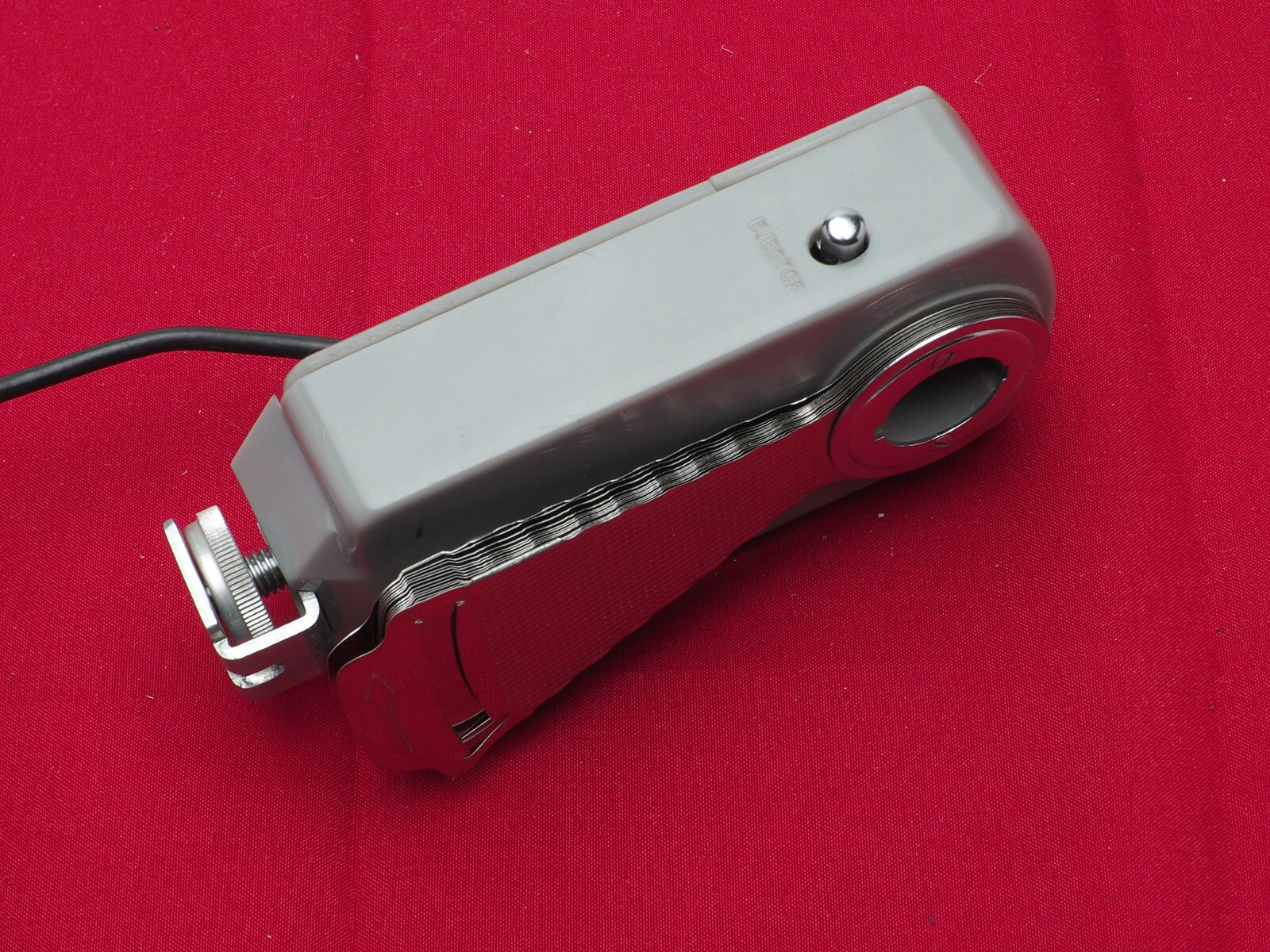 Vintage Minicam BC Pocket Flash Fan Flash looks clean READ