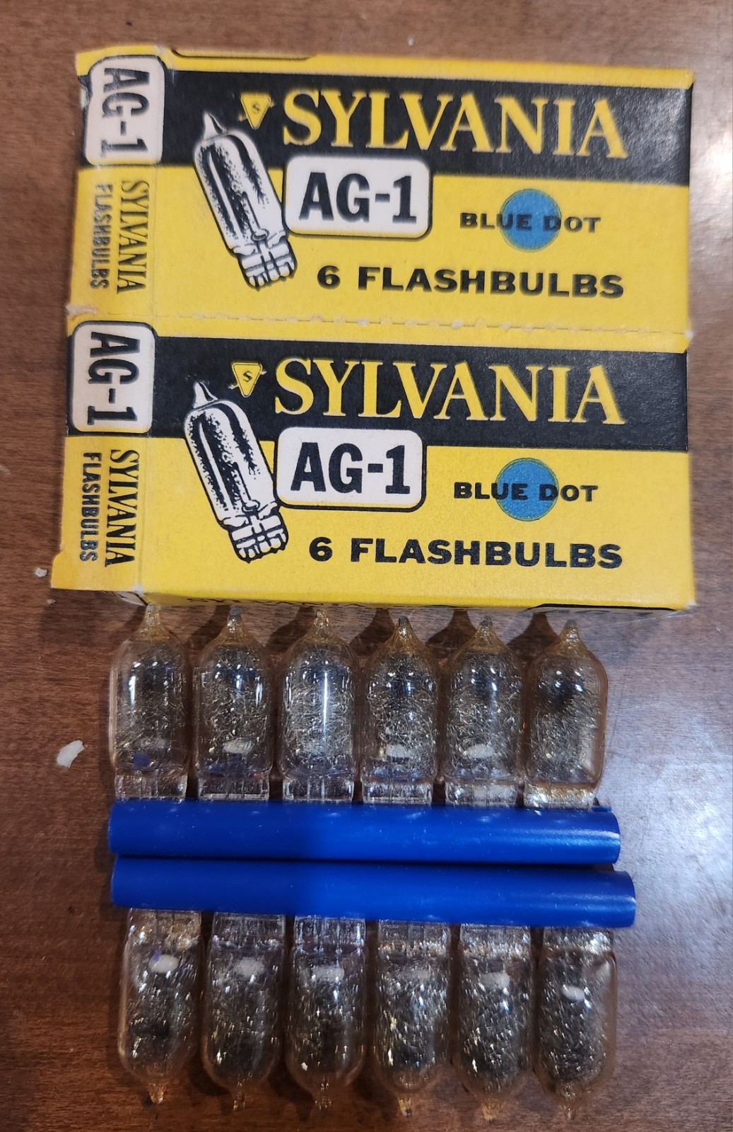 Sylvania Blue Dot M-2 & AG -1 NOS Flashbulbs