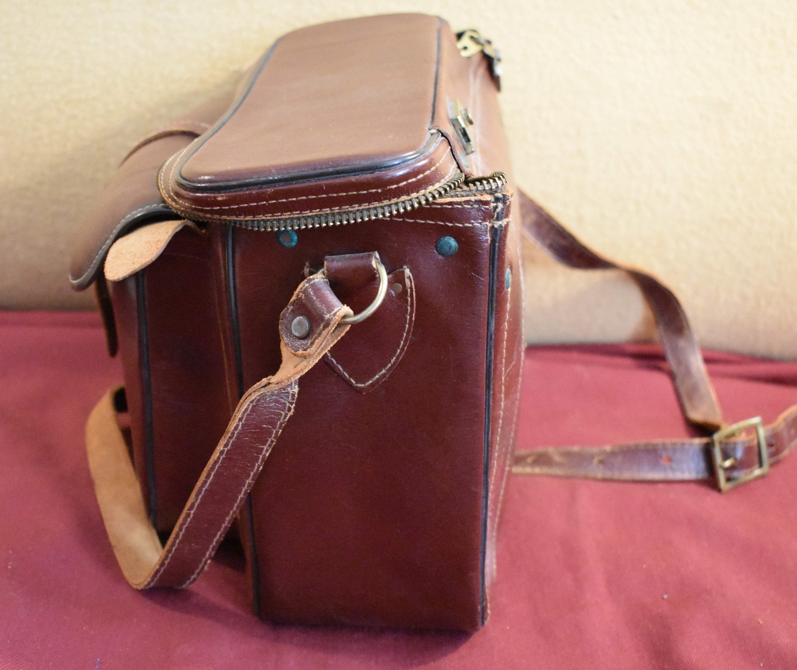 Diamond Gadg-It Bag C907 w/ Kodak Film + Filters, Grafmatic Film Holder + More