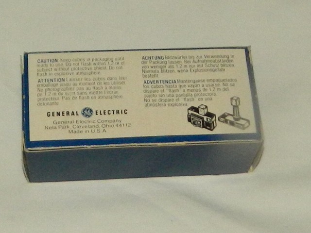 Vintage GE MagiCubes Store Display Box W/ 20 ea. Boxs W/ 3 Cubes 60 Cubes Total