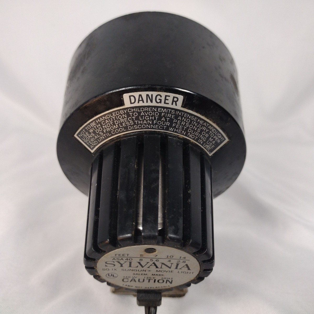 Vintage Sylvania Super 8 SunGun Sg-IX Movie Light 350 Watts Tested And Works