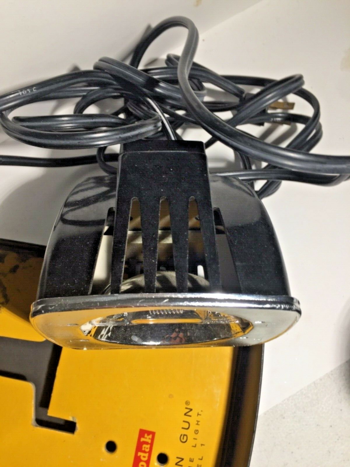 Vintage KODAK Sun Gun Movie Light-Model 2 New Bulb Tested – WORKS GREAT!