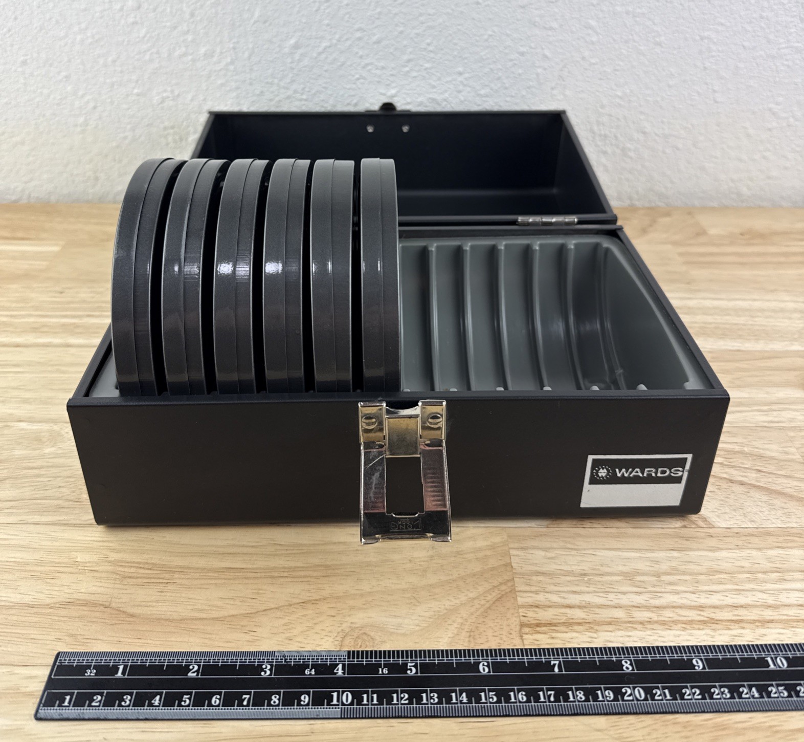 Vintage Wards Film Reel Storage Case With Metal Cans Storage For 5″ Reels