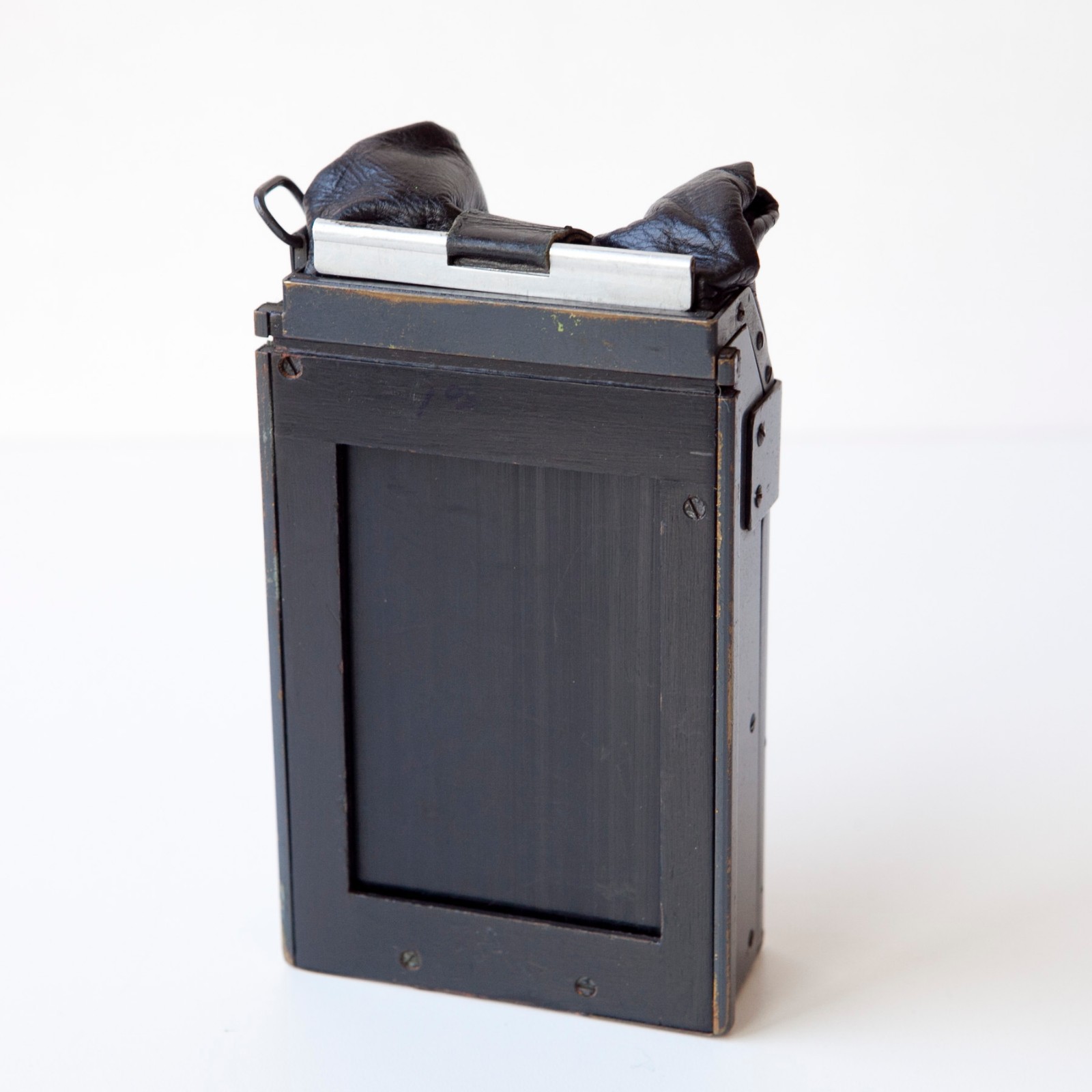 GRAFLEX 2-1/4 X 3-1/4 CUT FILM MAGAZINE “Bag Mag”w/ 12 Septums for early Graflex