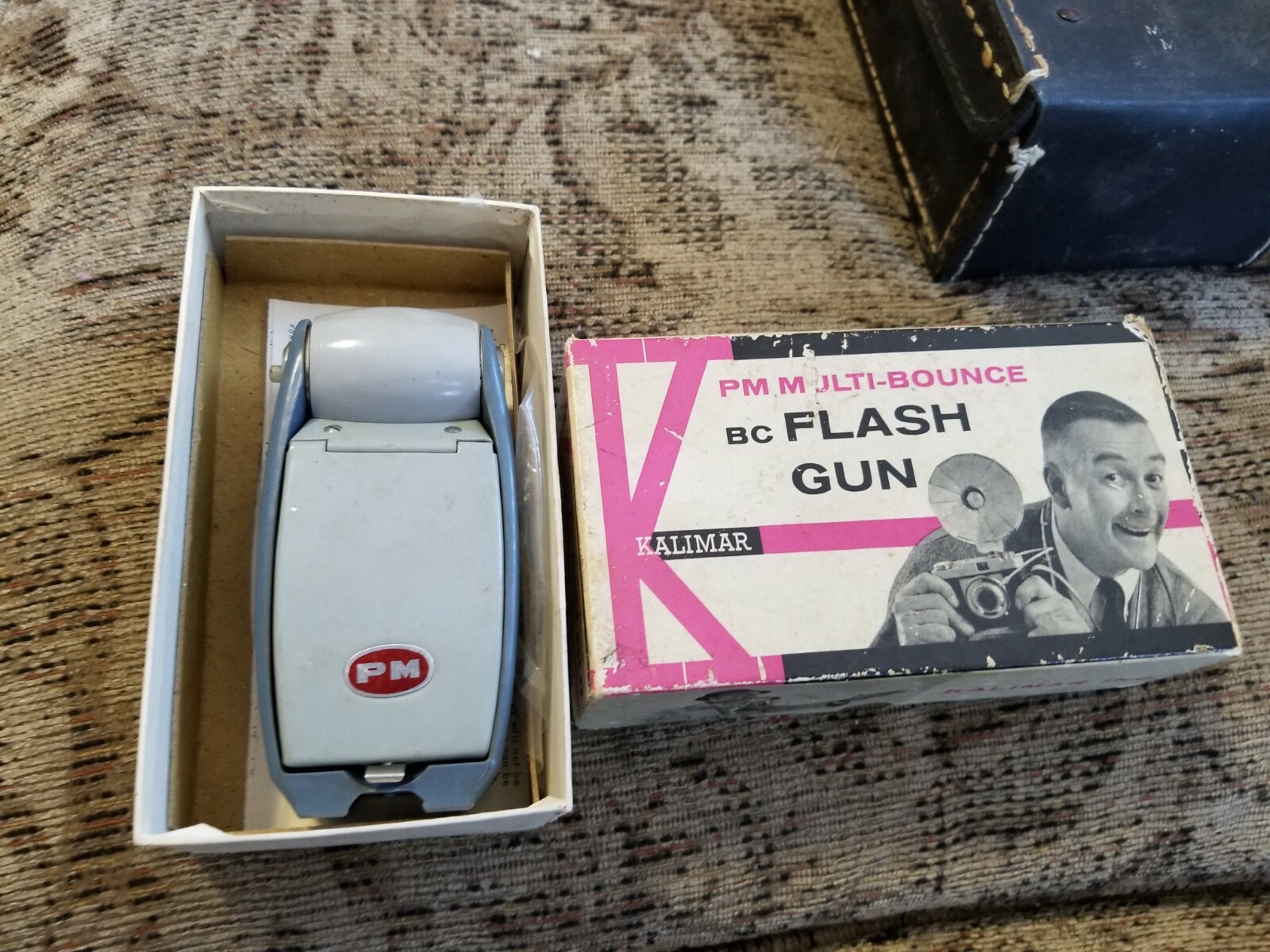 Kalimar PM Multi Bounce Flash Gun – with case