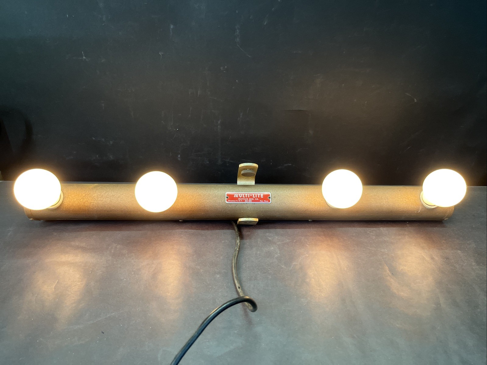 Vintage Mayfair Multi Lite Photography Light Bar 28” Long 4-Bulb WORKS 115V Max