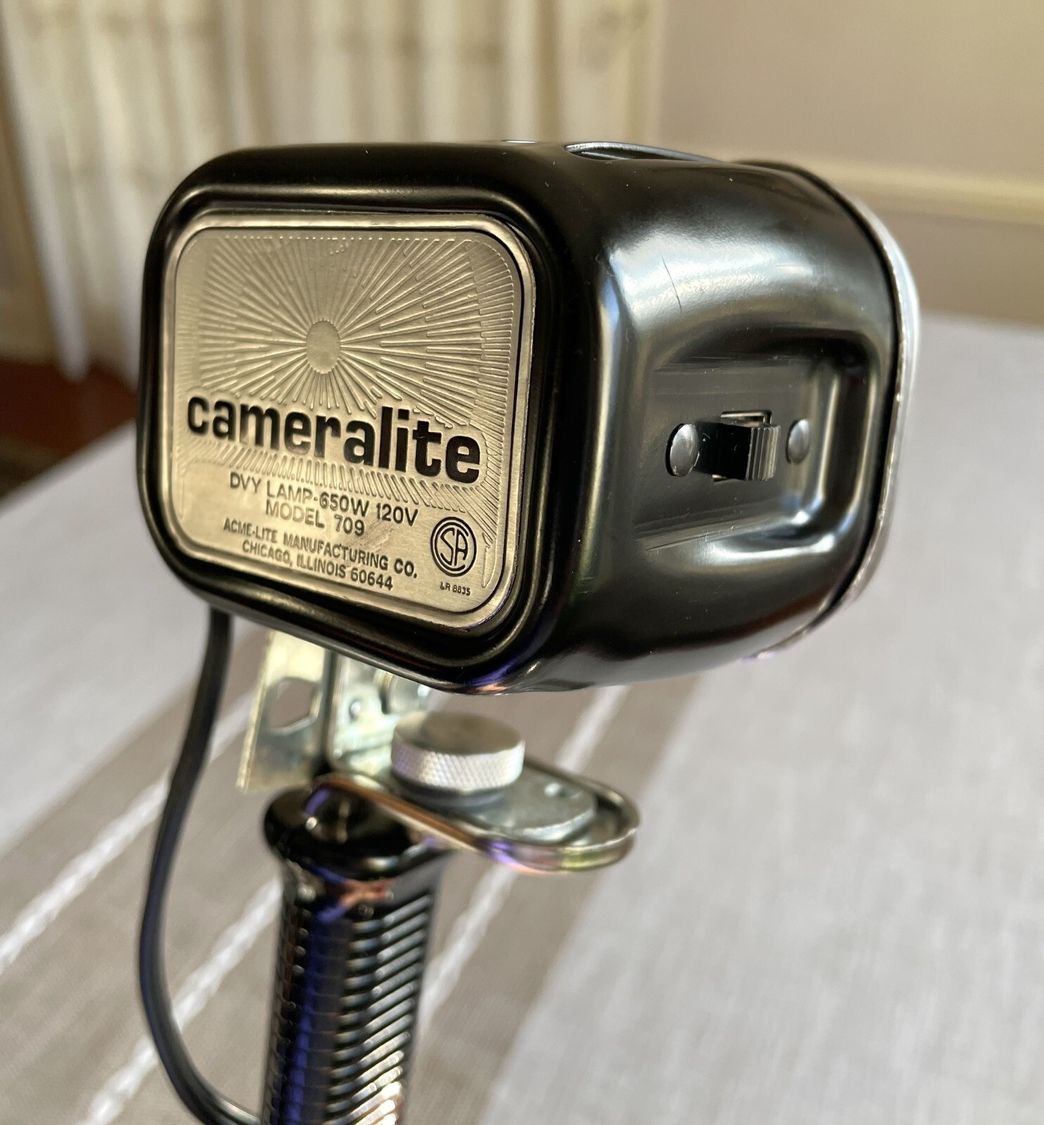 Vintage 1960s Cameralite Acme-Lite Movie Camera Light Super 8 Orig Bulb WORKS!