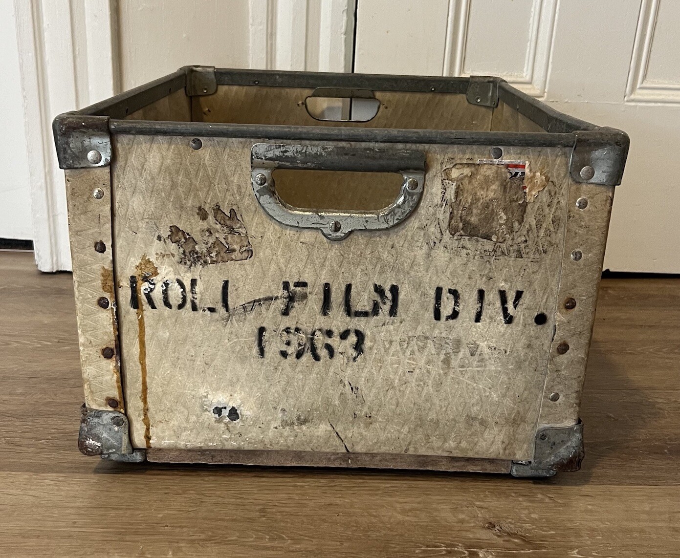 EASTMAN KODAK VTG 60s Headquarters Roll Film Division Crate Rochester NY Camera