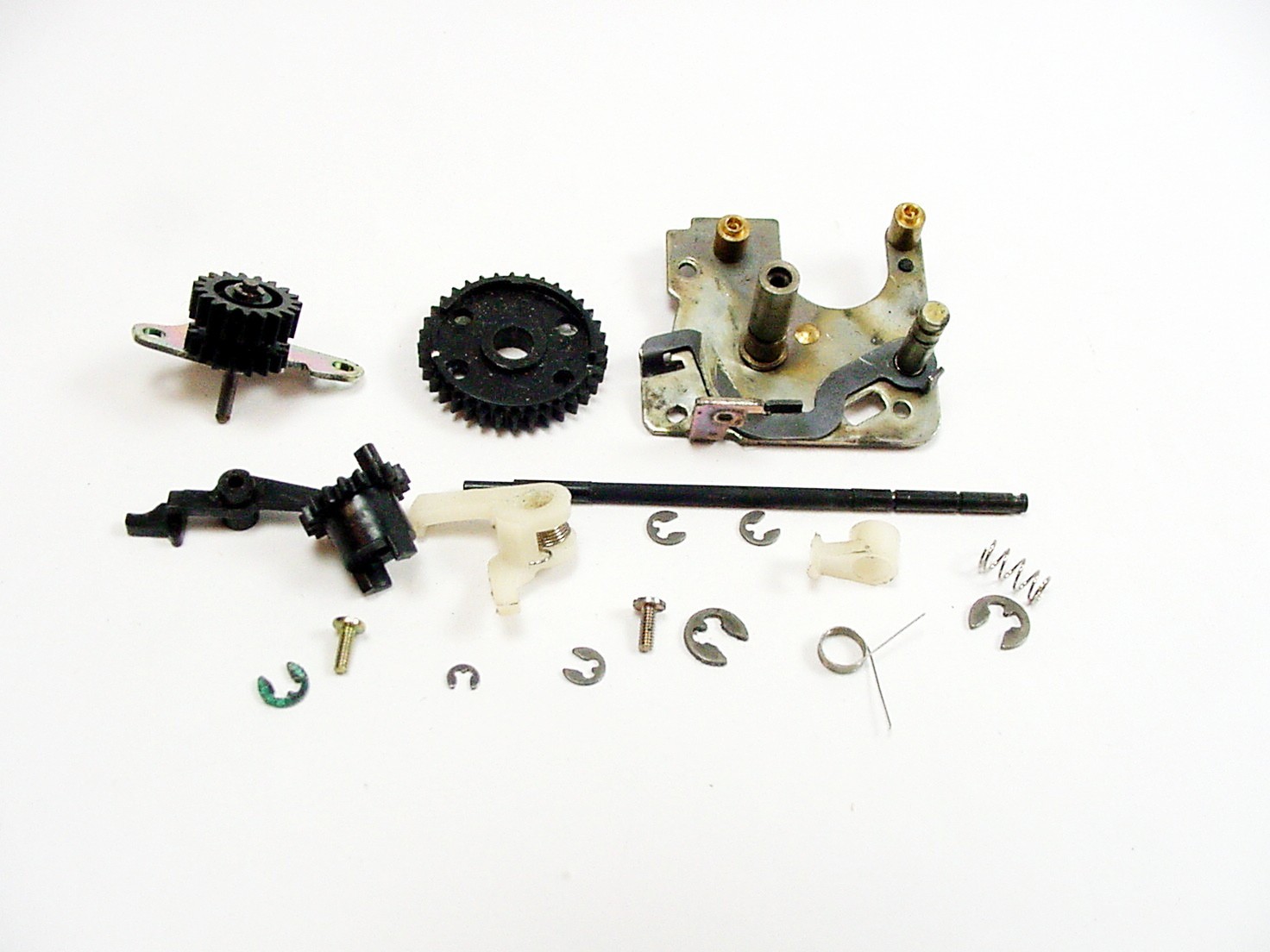 Rollei B35 advance gears and parts | Used | $16.50 | #46b |