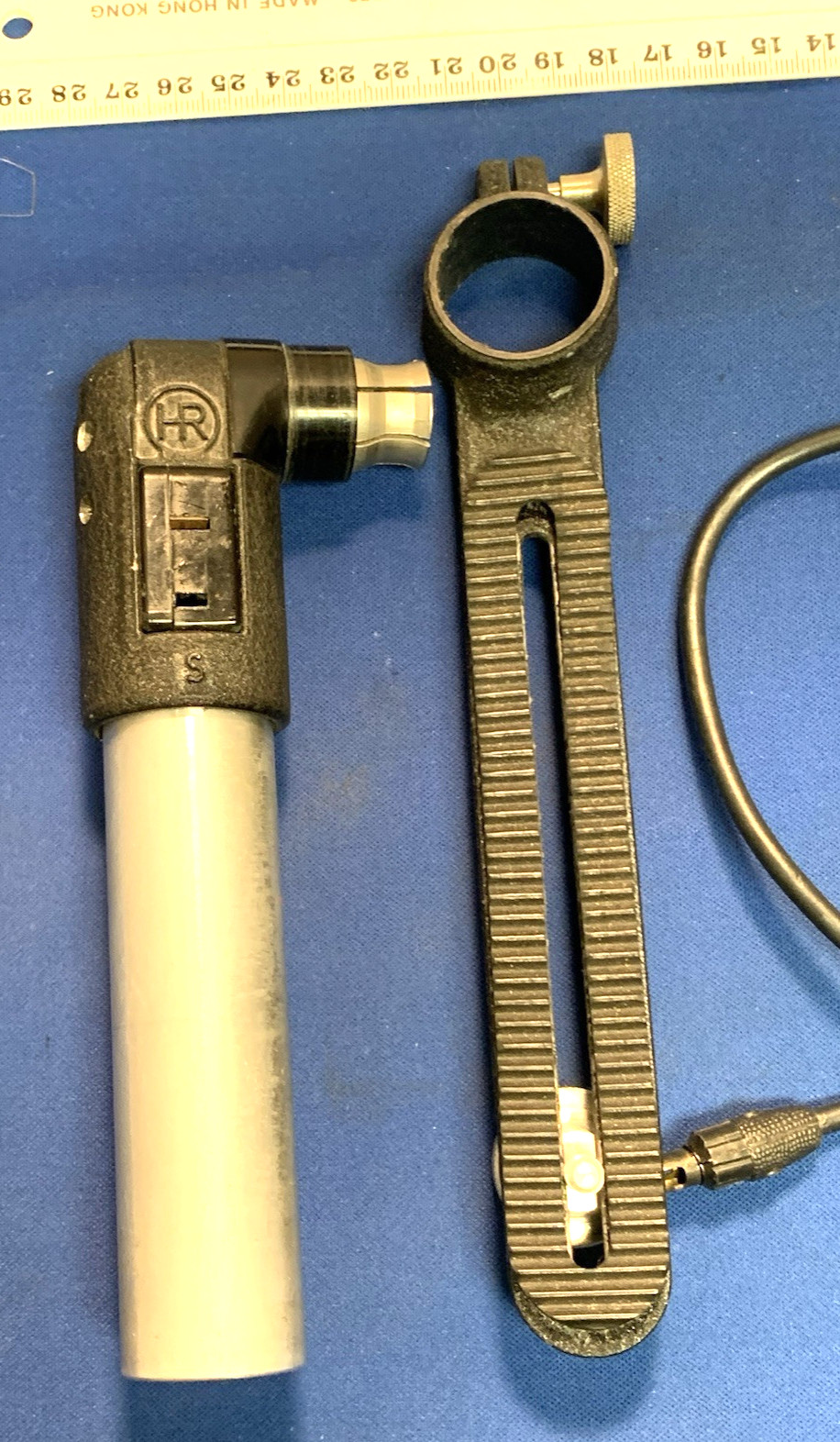 VINTAGE HEILAND FLASH HANDLE FOR MAKING LIGHT SABER LIGHTSABER HILT W/BRACKET