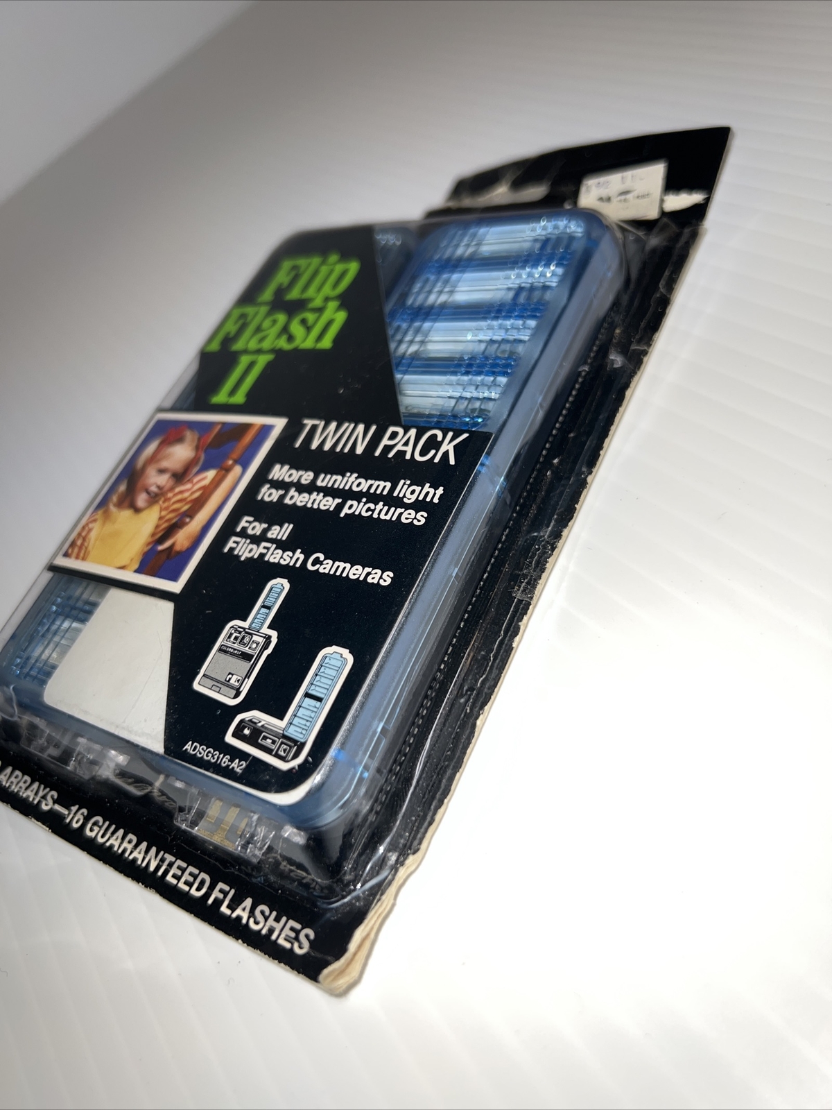 GE Flip Flash II Twin Pack Original Packaging 16 Flashes Vintage Retro camera