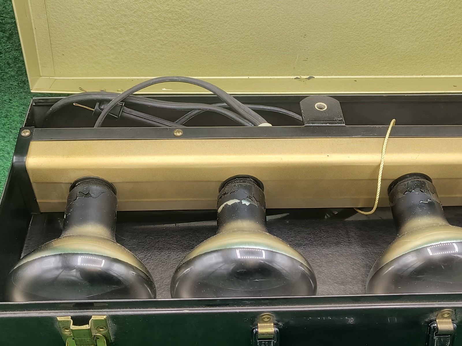 Vintage Mayfair Multilite M/S Exposure Guide 4 Light Bar In Powder Coated Case