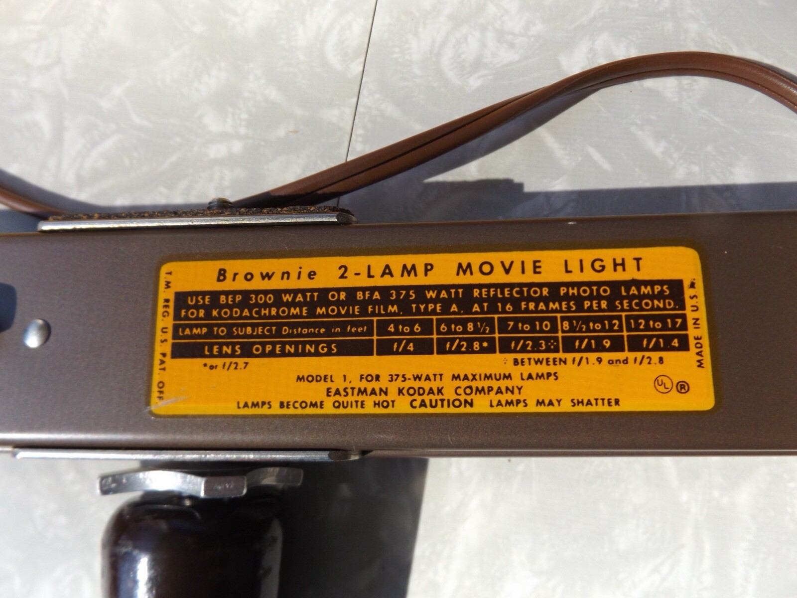 Vintage Kodak Brownie 2 Lamp Handheld Movie Light in Box