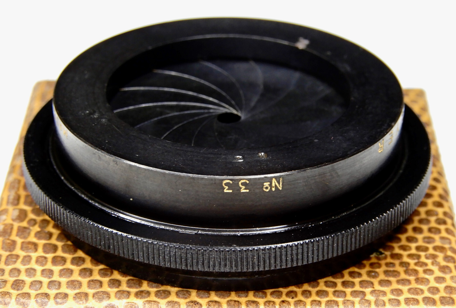 Dallmeyer Iris Diaphragm No.33 B with aperture ring ………. LN w/Box