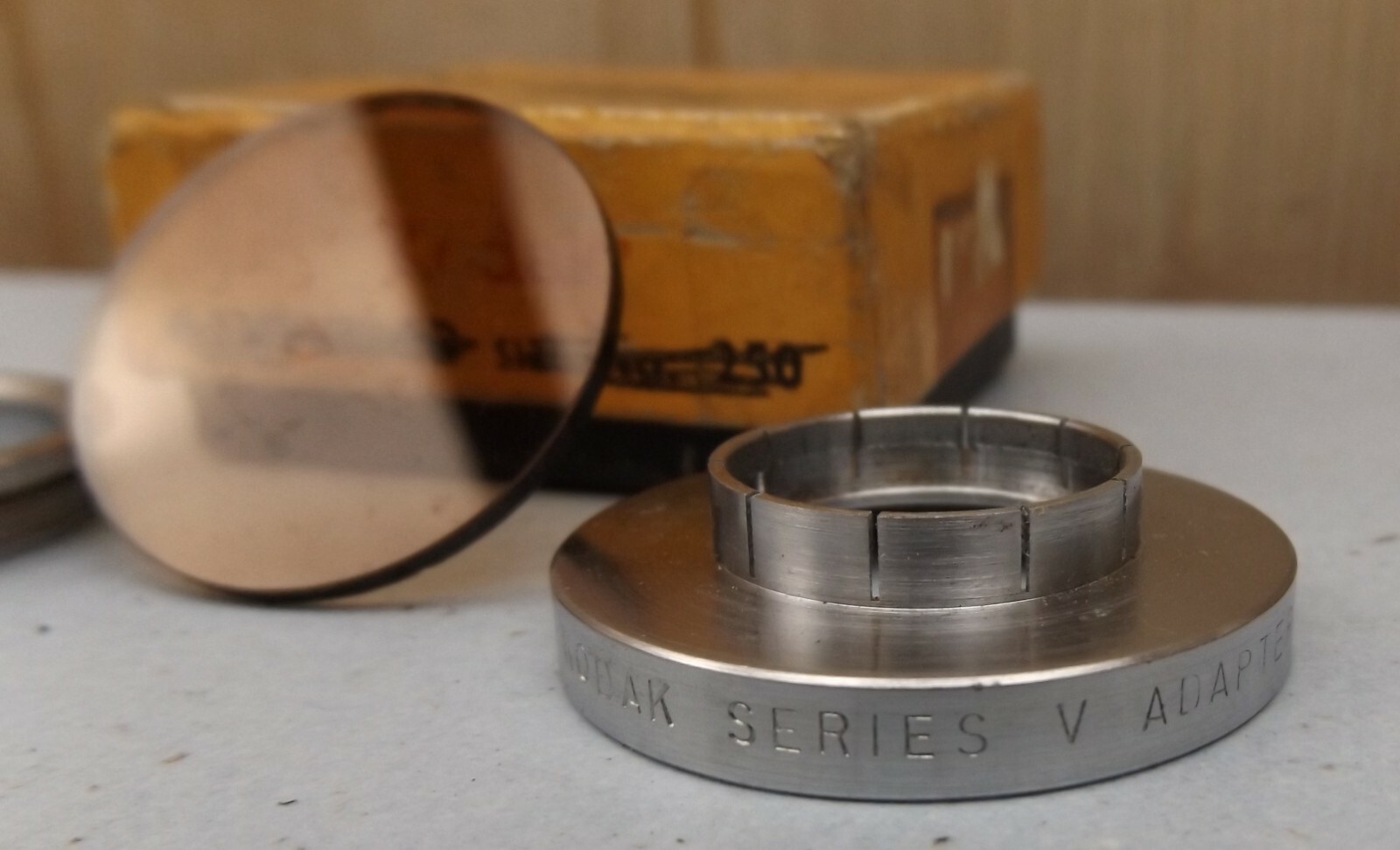 VINTAGE KODAK SERIES V ADAPTER RING WITH 28.5mm DAYLIGHT FILTER LENS