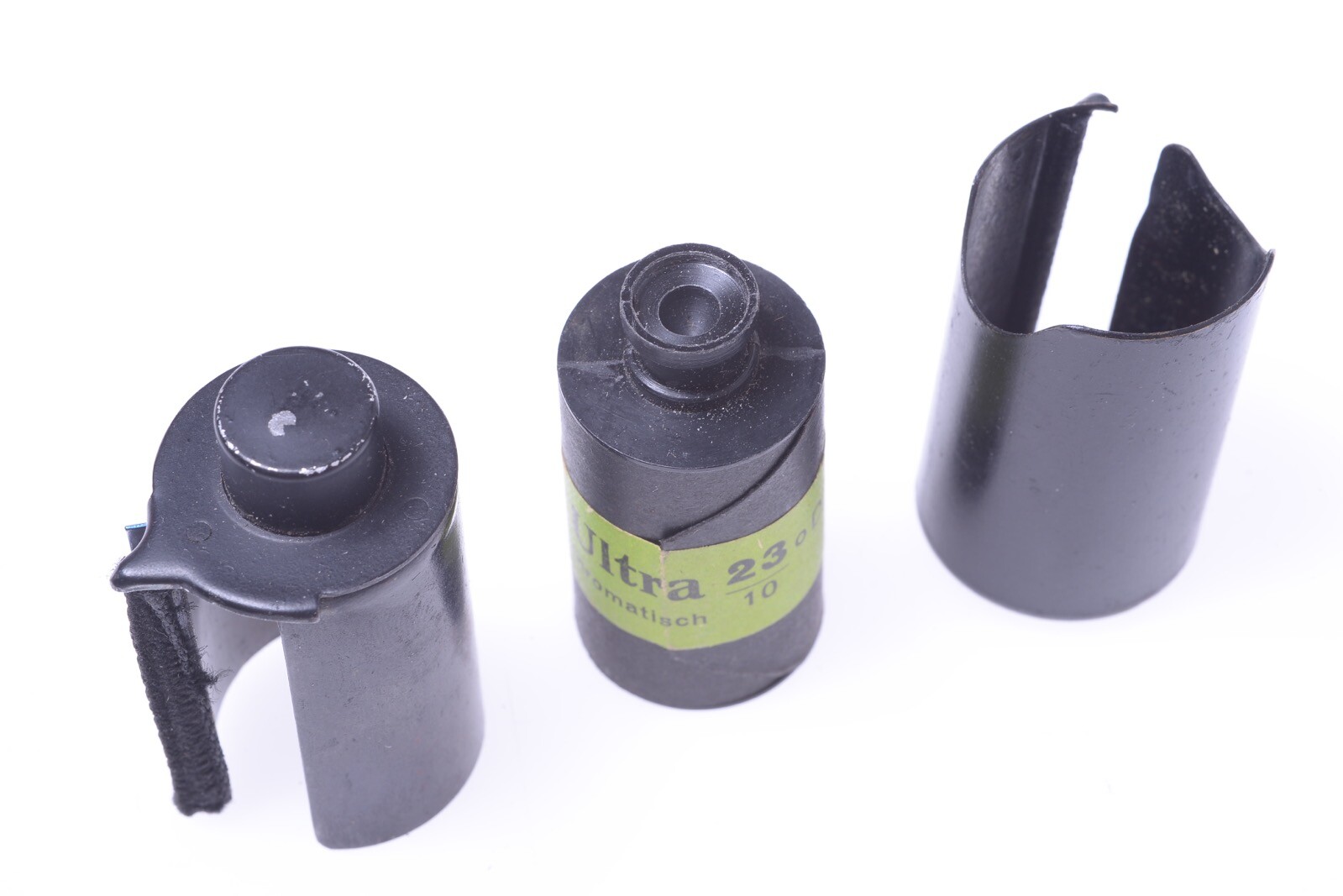 ✅ ROBOT T CAMERA 35MM BULK FILM MAGAZINE CANISTER WITH SPOOL OF/& ISOPAN ULTRA