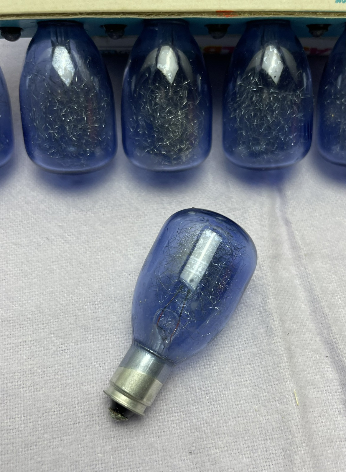 Vintage Flash Bulbs Lot , M2B, M3B, AG-1B, 26B