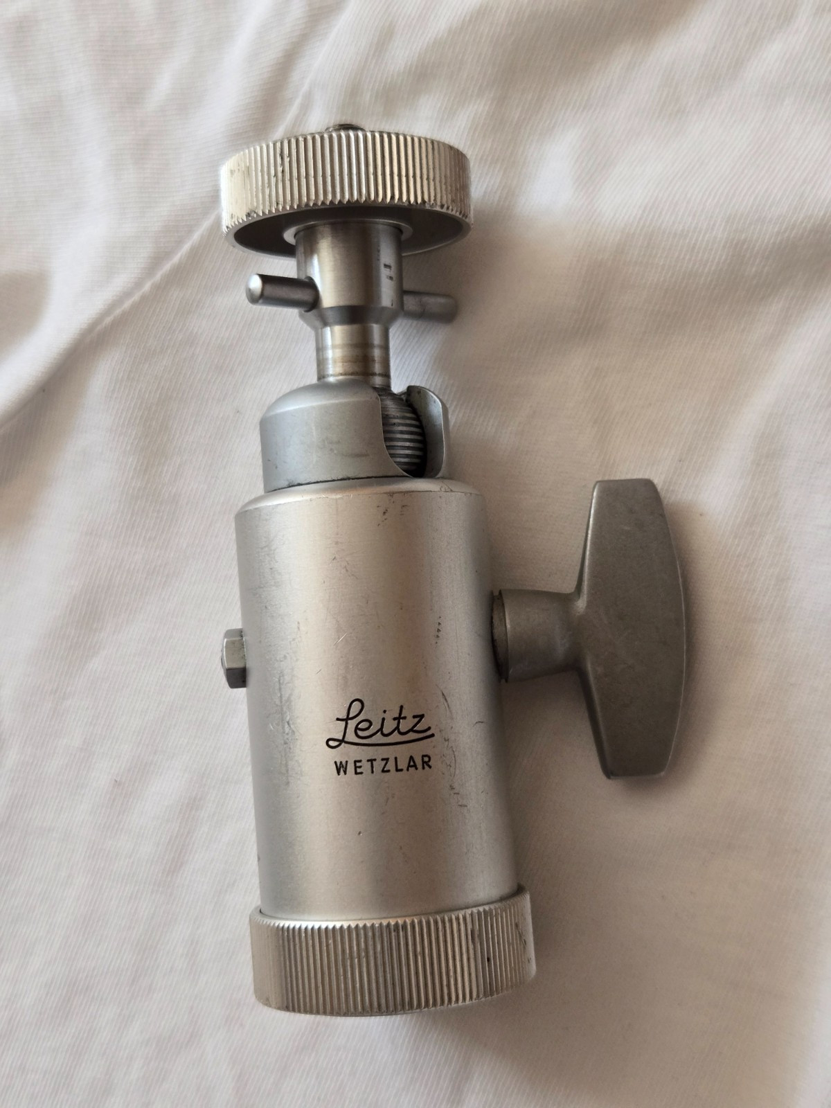 Original Leica Tripod + Ball Head (14121) with Reversible Stud for Leitz