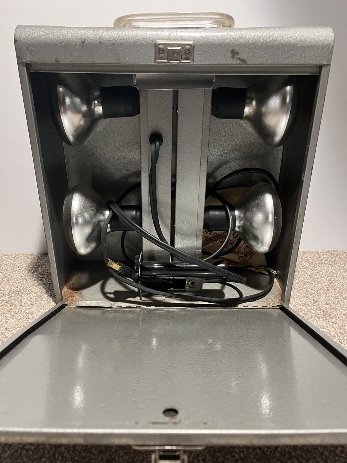 Vintage 1978 Kodak Light Box Metal 4 Bulb & Carrying Case