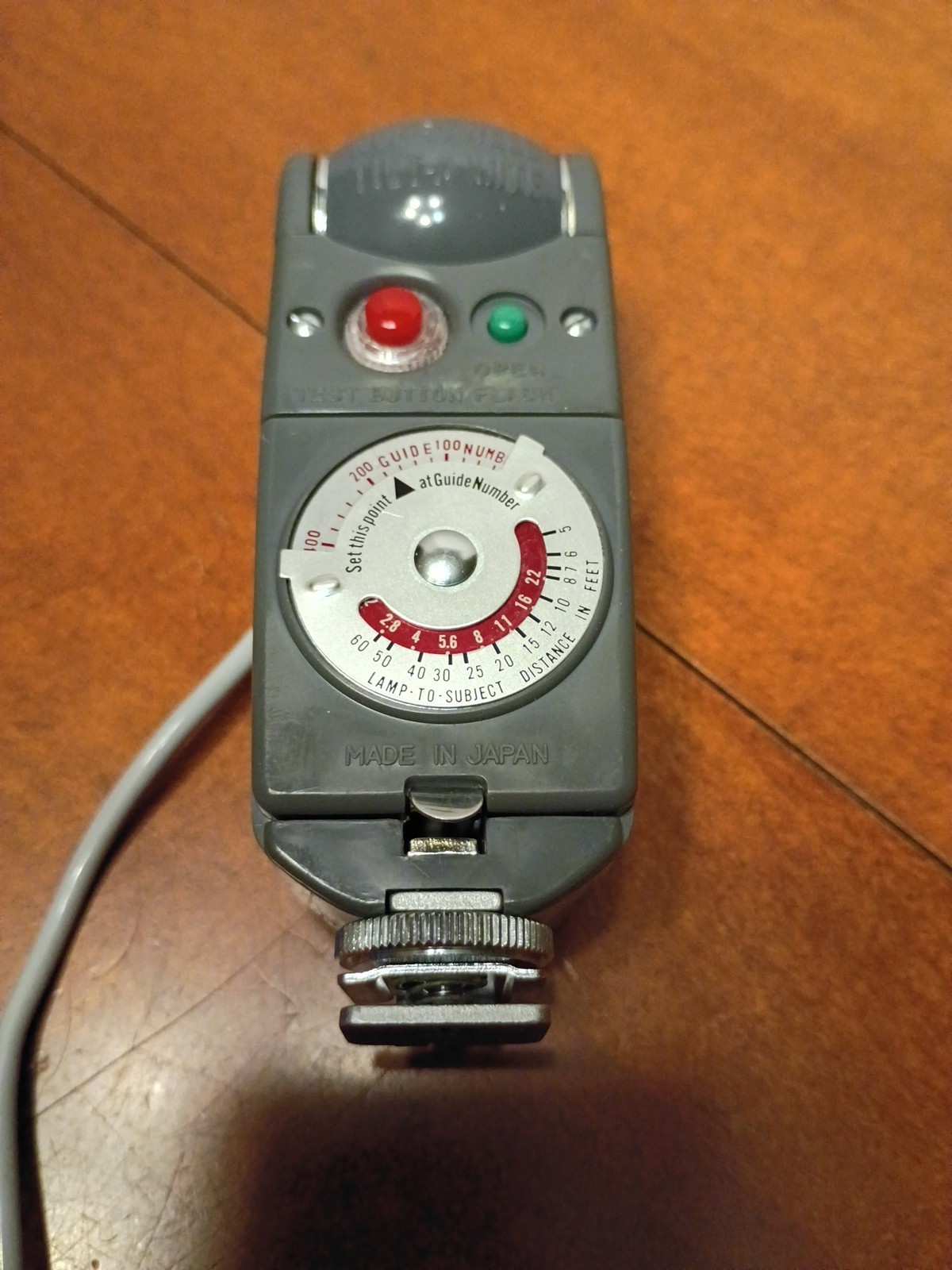 Vtg Honeywell Tilt-A-Mite Camera Flash Unit Collapsible Fan Style W/Case Japan