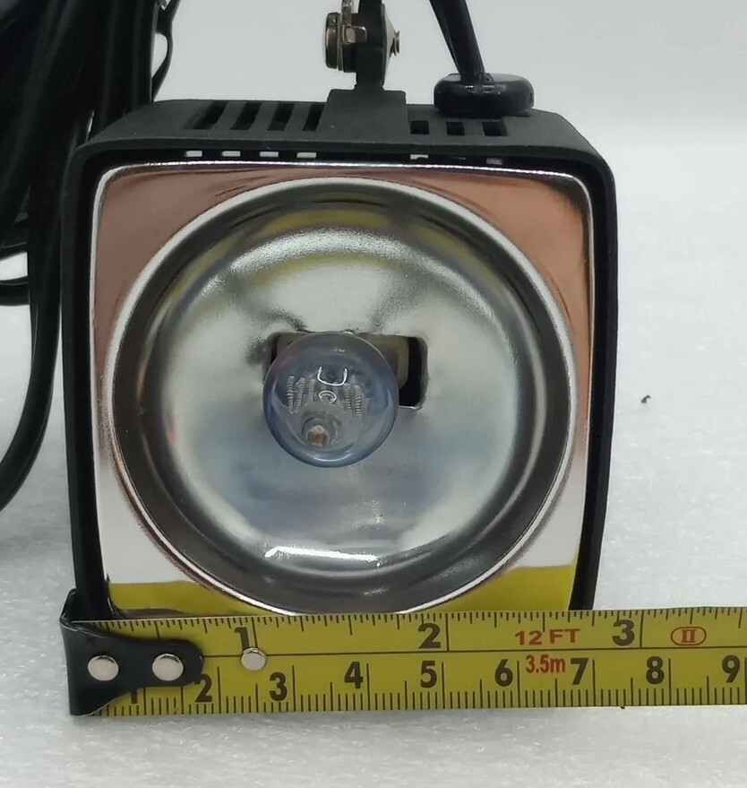 Sears Super 8 Compact Movie Light ~ model 8820 ~ Tested Working (VG)