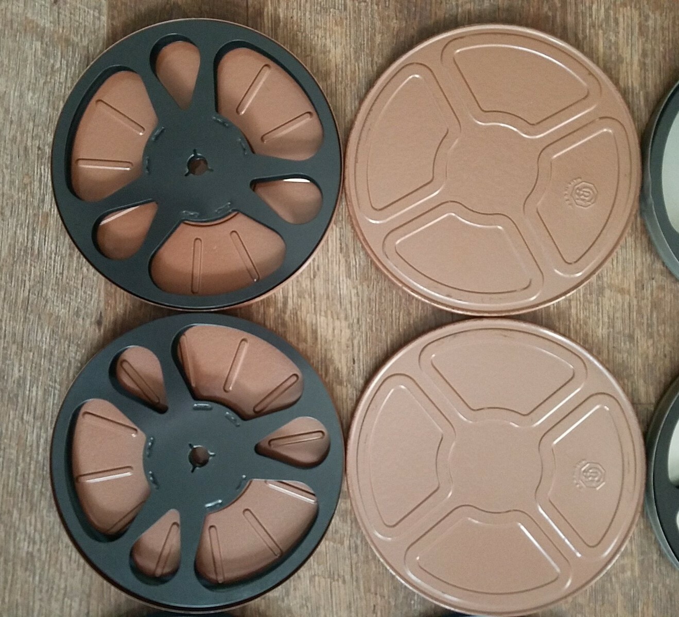 Regular + Super 8 400ft Capacity Reels + Storage Case