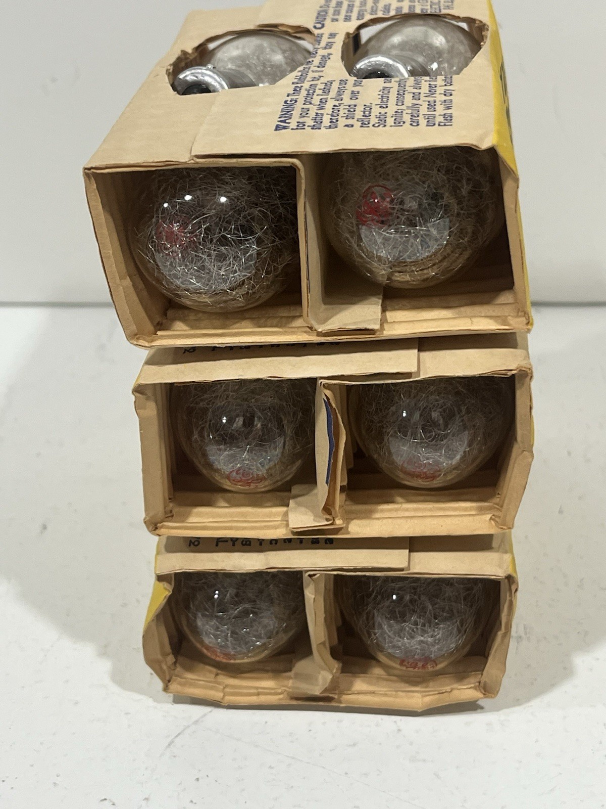 Vintage GE GENERAL ELECTRIC Sure Fire #5 Flashbulbs ~ New Old Stock ~ 12 Bulbs