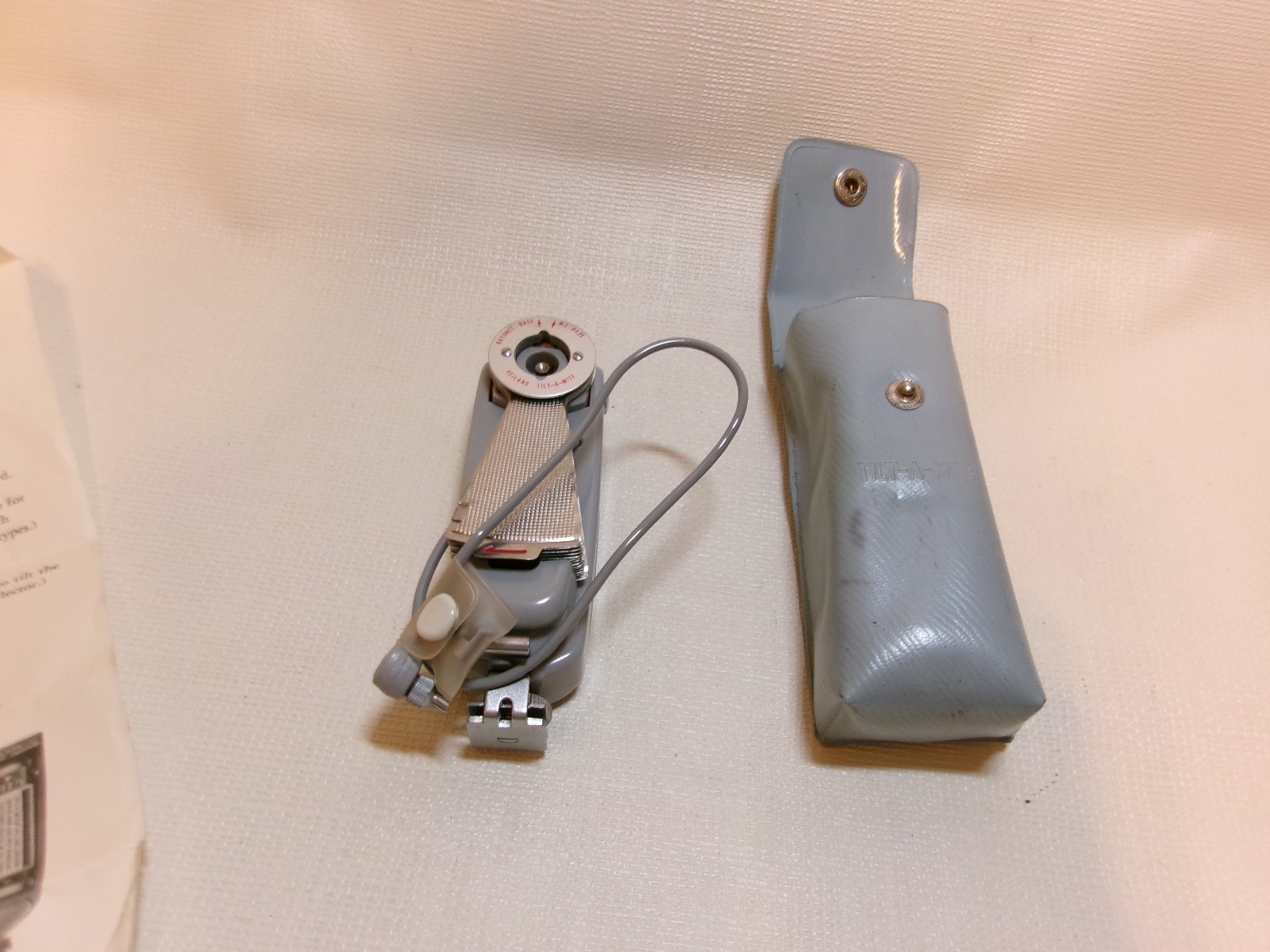 Vintage Honeywell Tilt-A-Mite Camera Flash Unit w/ Original Case & Instructions