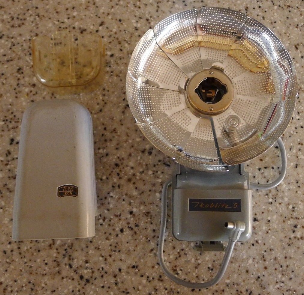 Zeiss Ikon Ikoblitz 5 Echoblitz Bounce Flash Made in Germany Vintage – WORKS