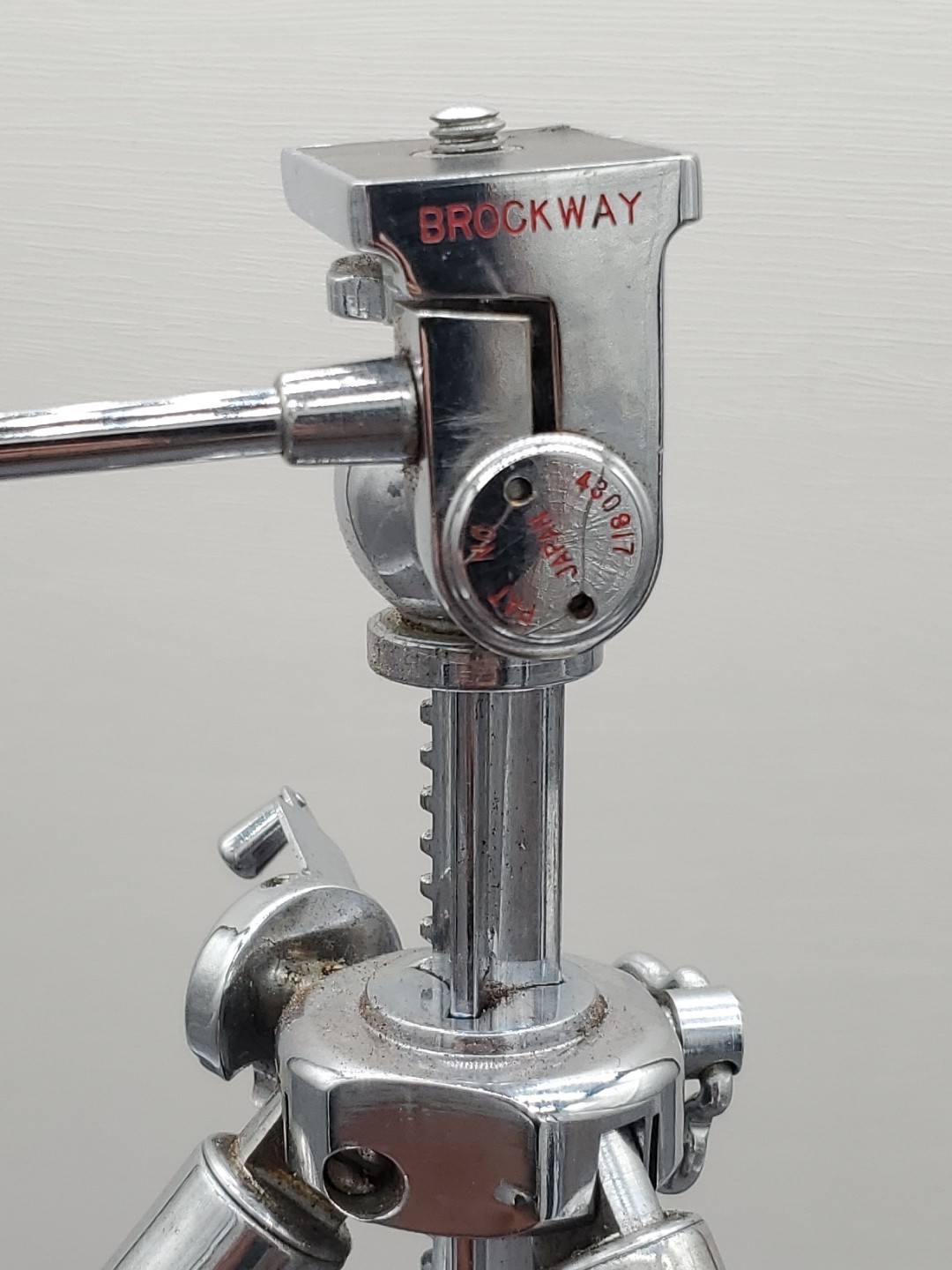 Vintage Brockway Black Chrome Camera Retractable Tripod 8″- 42”