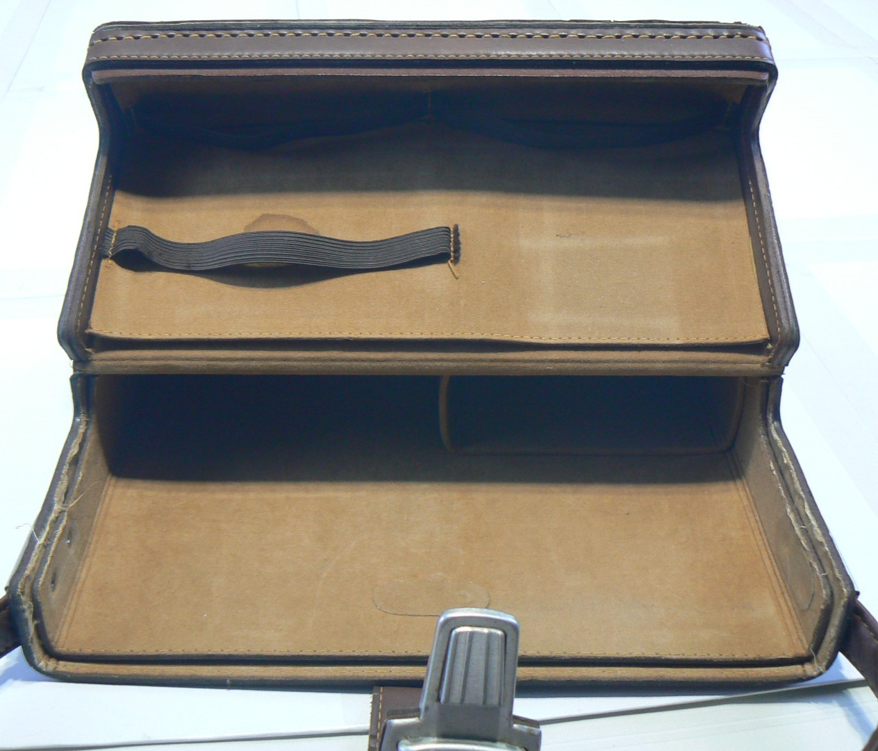 Polaroid Leather Compartment Case for Folding SX-70 Tan Camera & Accessories R