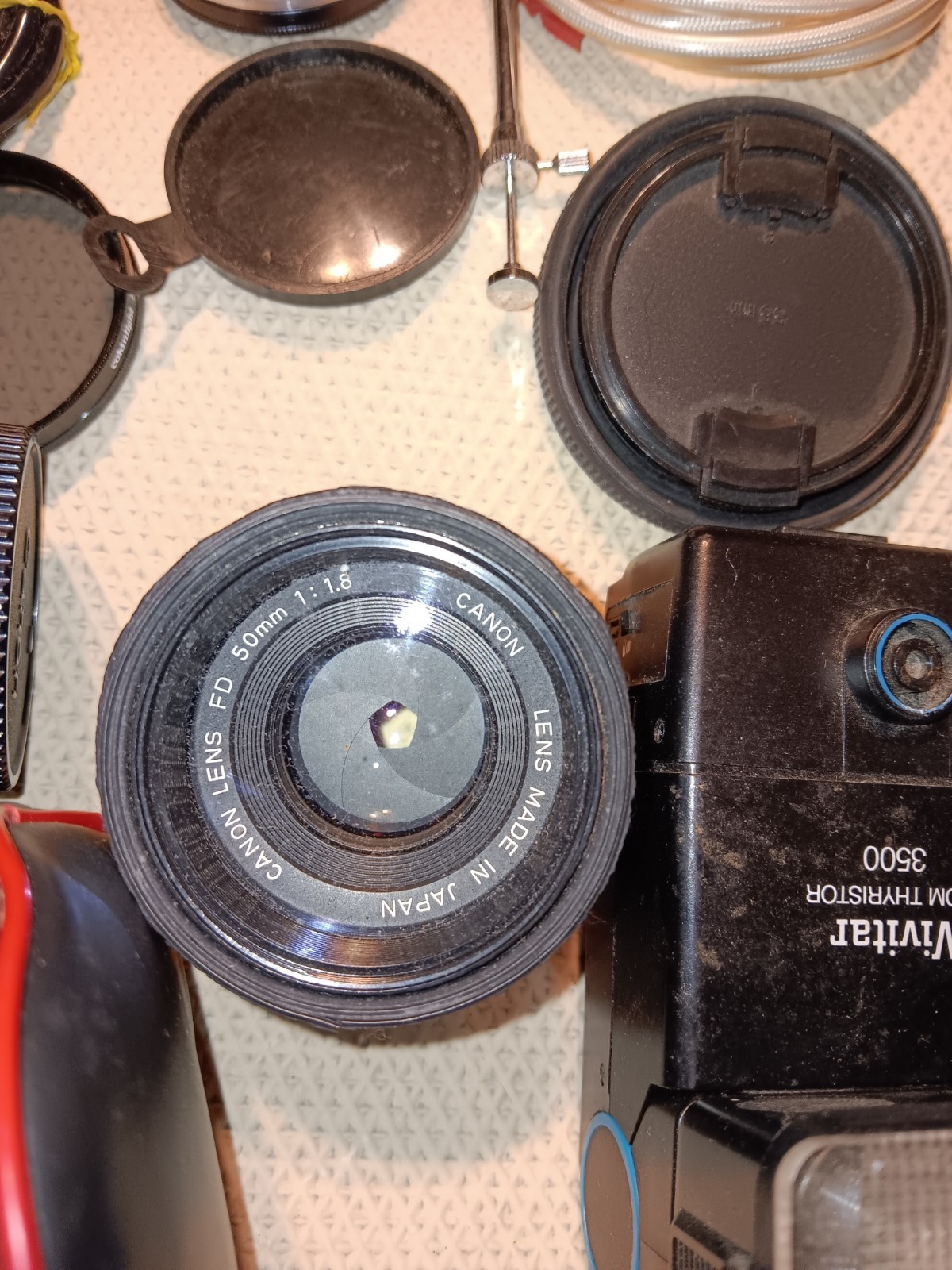 VINTAGE LOT OF CAMERA LENS, FLASHES LENS COVER, LENS CASES