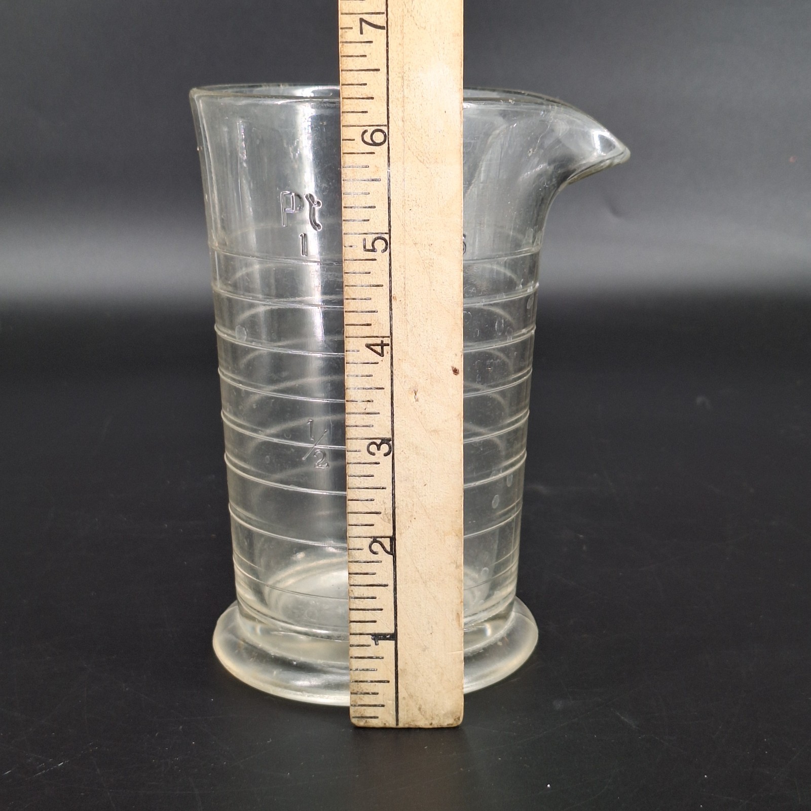 Older Kodak Graduated 8-Ounce Glass Measuring Beaker Vintage READ