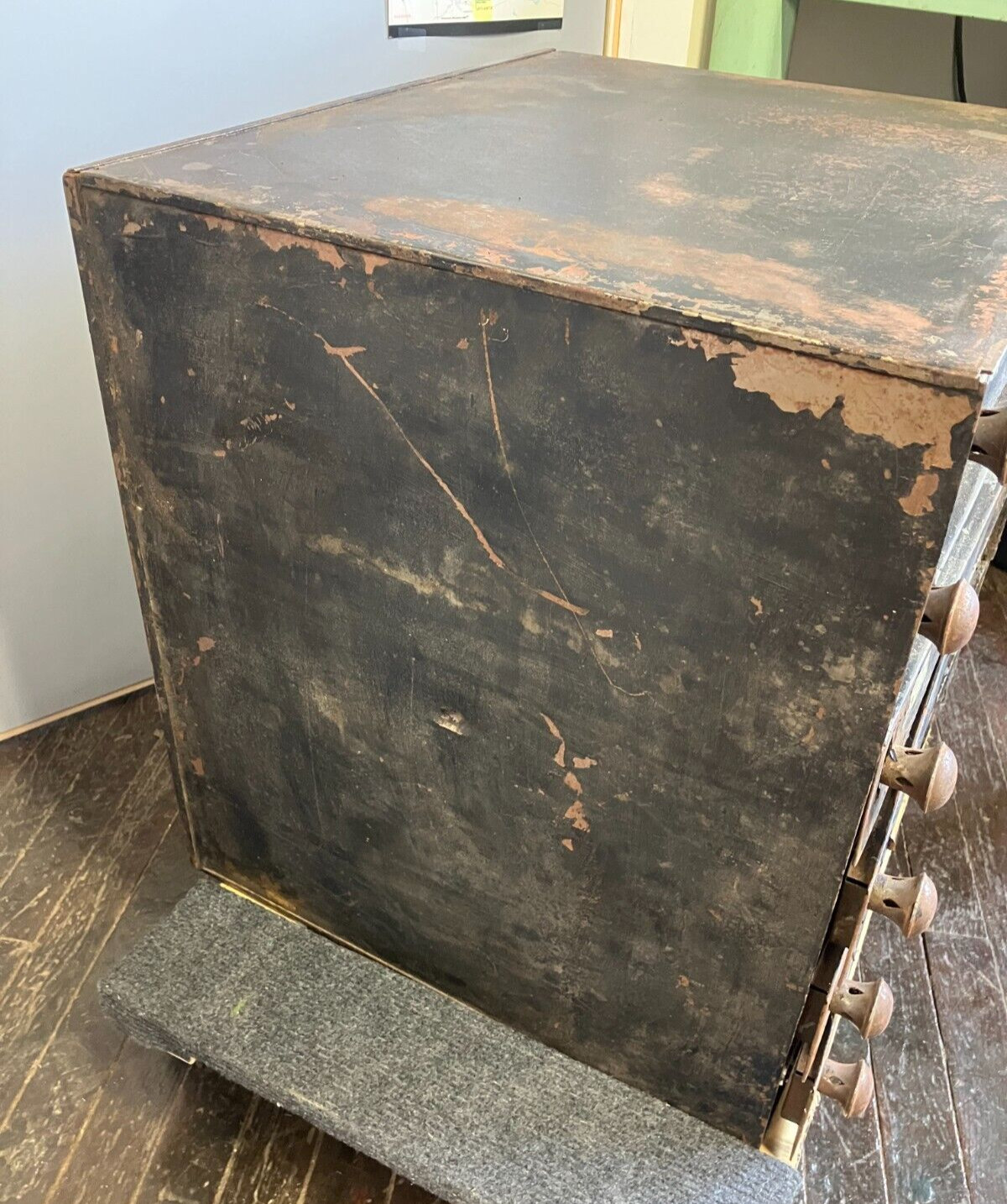 Vintage Movie Film Reel Steel Storage Cabinet 6 Hinged Doors Holds 12″-14″ Reels