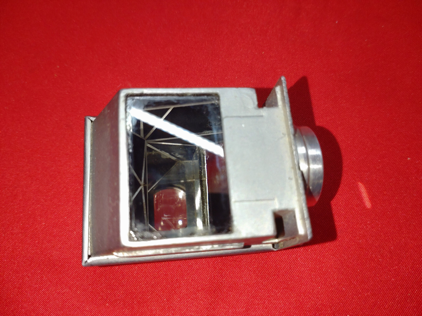 Prism Viewfinder Camera Start